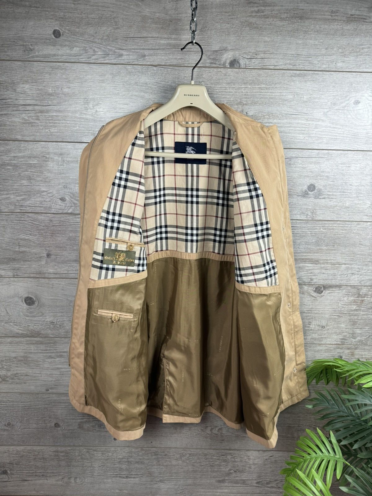 Burberry Vintage Trench Burberry 90s Size L Size US L / EU 52-54 / 3 - 5 Thumbnail