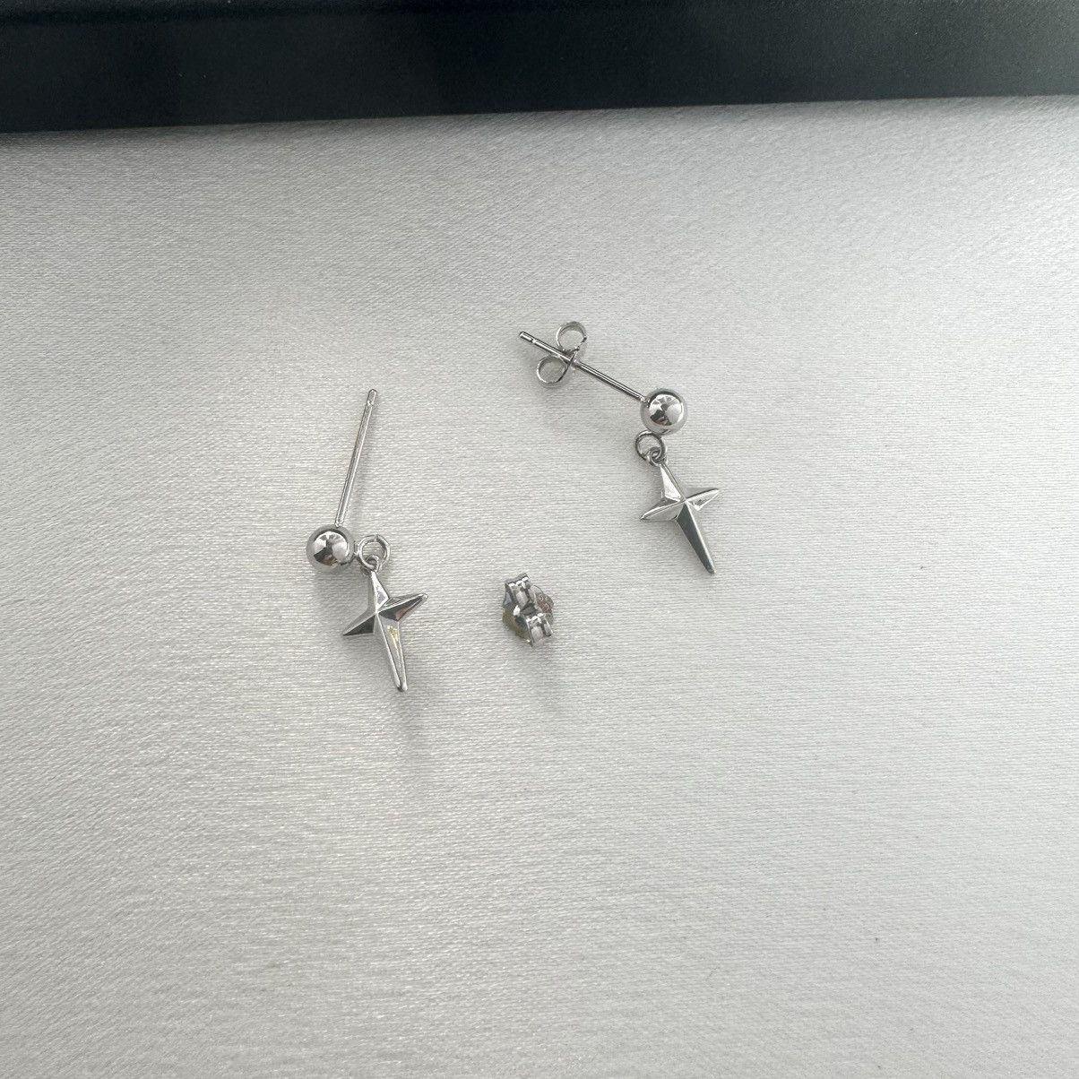 Designer Star Dangle Drop Earrings for Men Women Unisex Style Size ONE SIZE - 4 Thumbnail