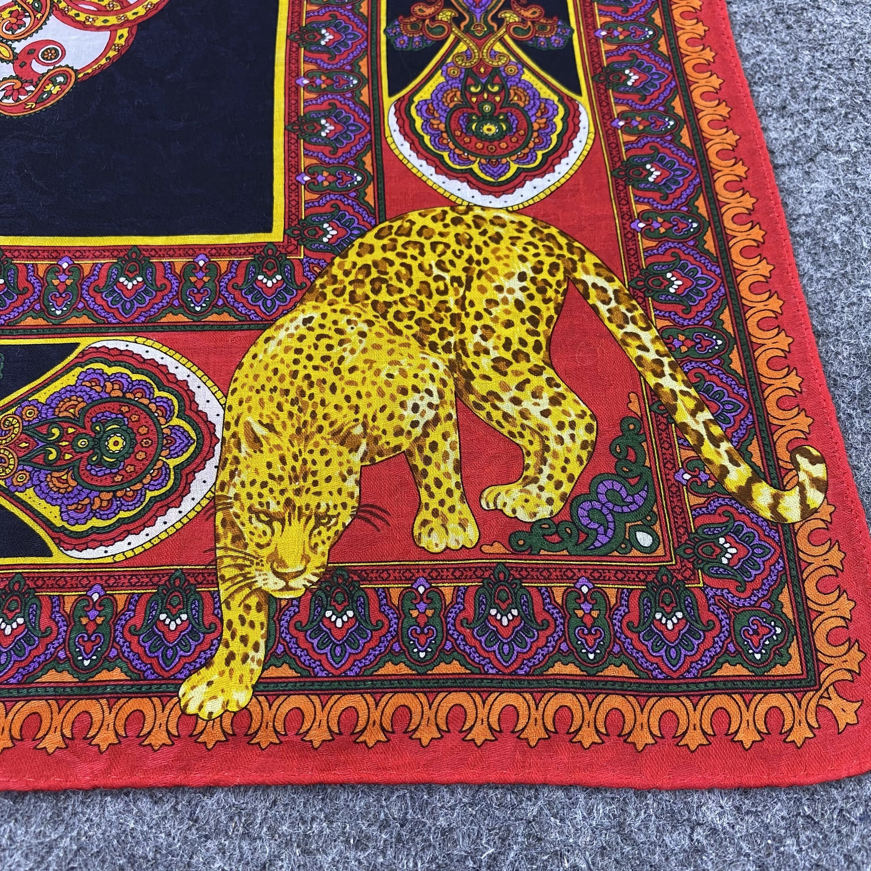 Japanese Brand Vintage Leopard Handkerchief Neckerchief Bandana-B1833 Size ONE SIZE - 7 Thumbnail