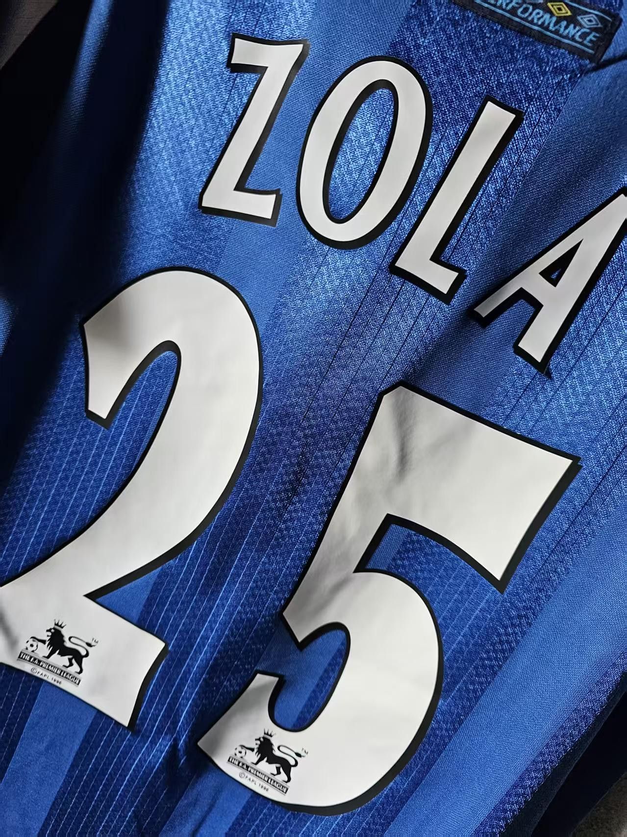 Other 1997 1999 Chelsea 25 Gianfranco Zola Jersey Home Size US XL / EU 56 / 4 - 3 Thumbnail