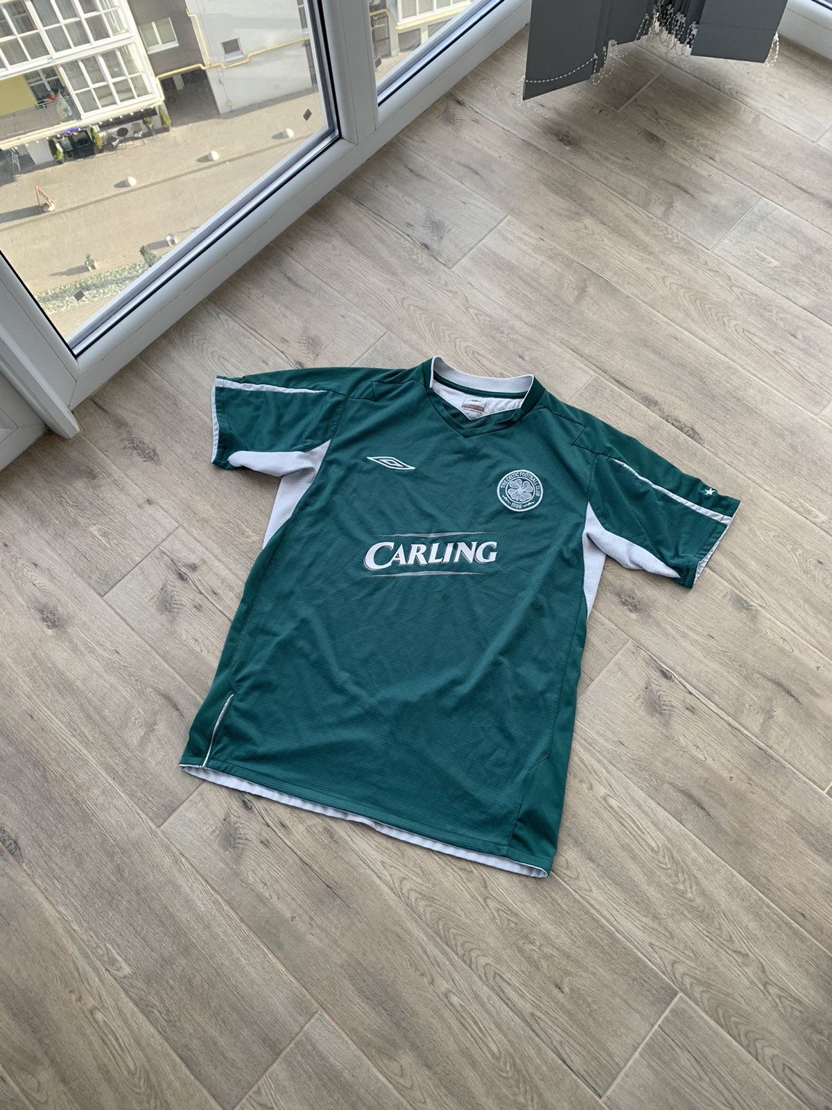 Umbro 🔥CELTIC 2004 2005 UMBRO AWAY SOCCER JERSEY Size US M / EU 48-50 / 2 - 5 Thumbnail