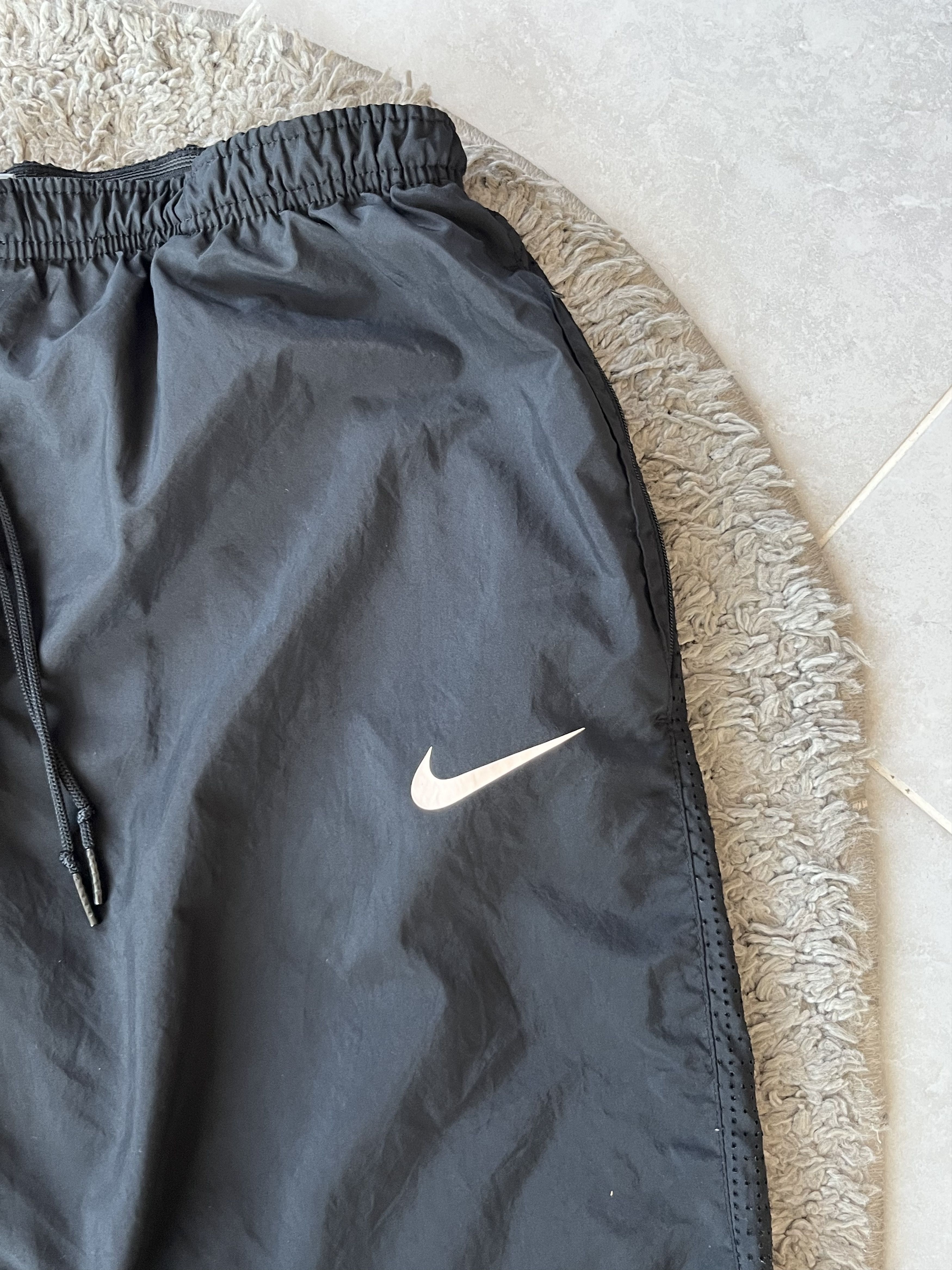 Nike Vintage Pants Nike Soccer Jersey MANCHESTER UNITED Y2K Style Size US 32 / EU 48 - 4 Thumbnail