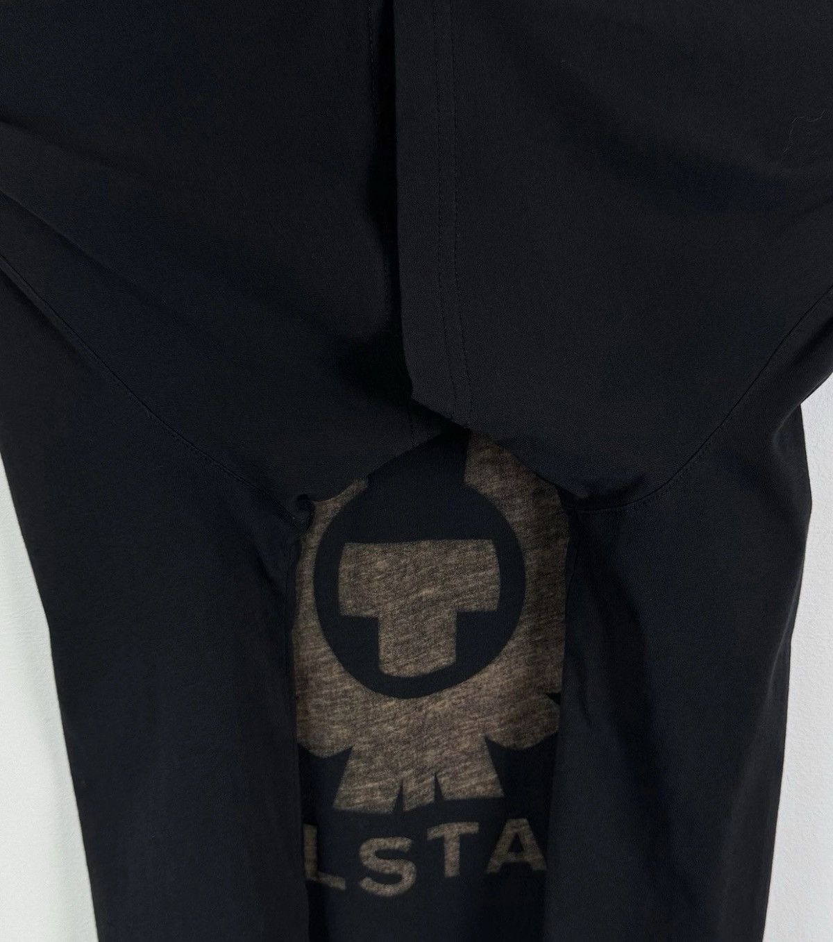 Belstaff Belstaff England Big Logo Graphic T-shirt Gray Short Sleeve Size US XL / EU 56 / 4 - 4 Thumbnail