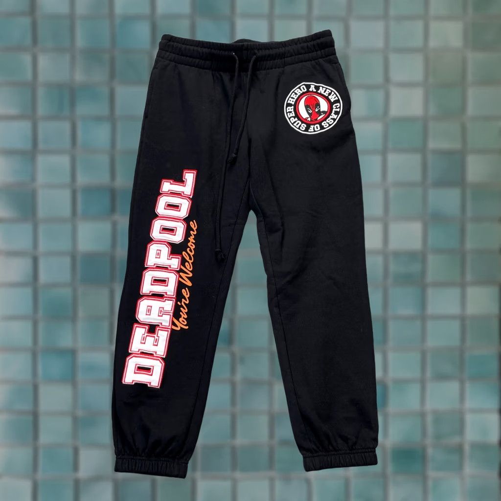 Vintage Deadpool Pants Mens M Black Joggers Sweatpants Marvel Embroidered Comics Jogger Regular Tapered Inseam 26 Pockets Lined Comfortable Easy Care Size US 31 - 1 Thumbnail