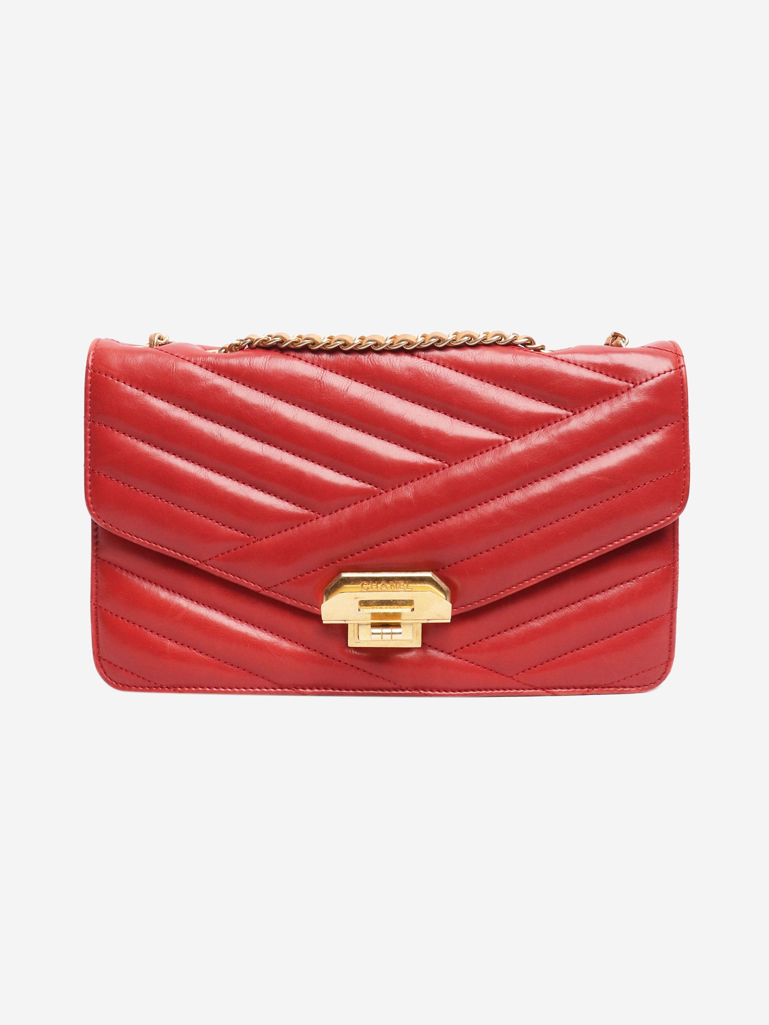 Chanel Red 2011 Gabrielle quilted leather shoulder bag Size ONE SIZE - 1 Thumbnail