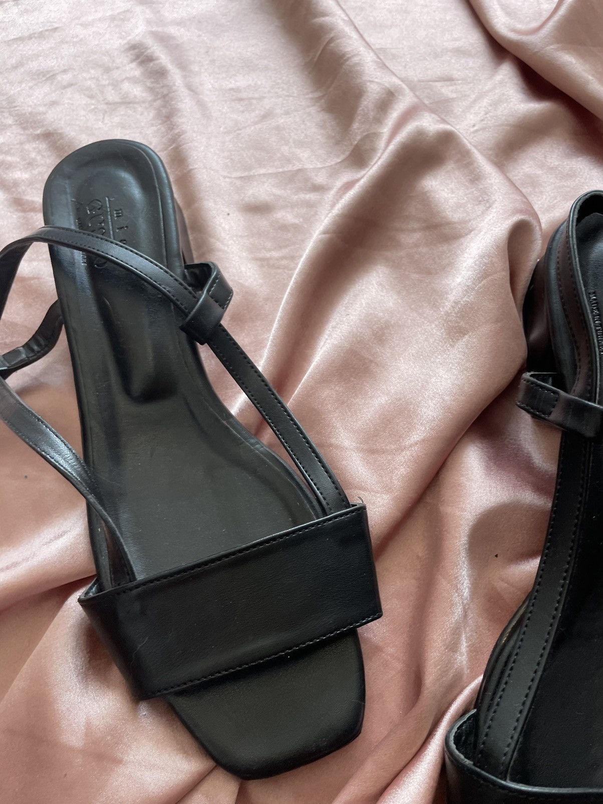 Vintage Gusto kitten heels Size US 7.5 / IT 37.5 - 5 Thumbnail