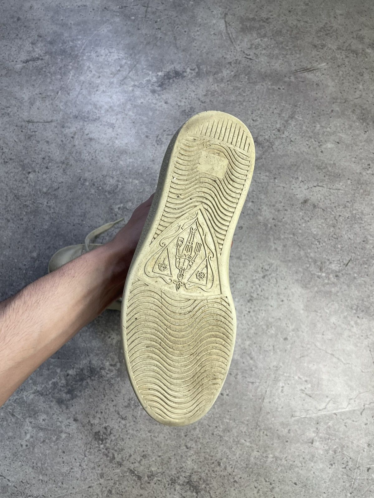 Gucci Gucci X Disney low top sneakers Size US 8 / EU 41 - 12 Thumbnail