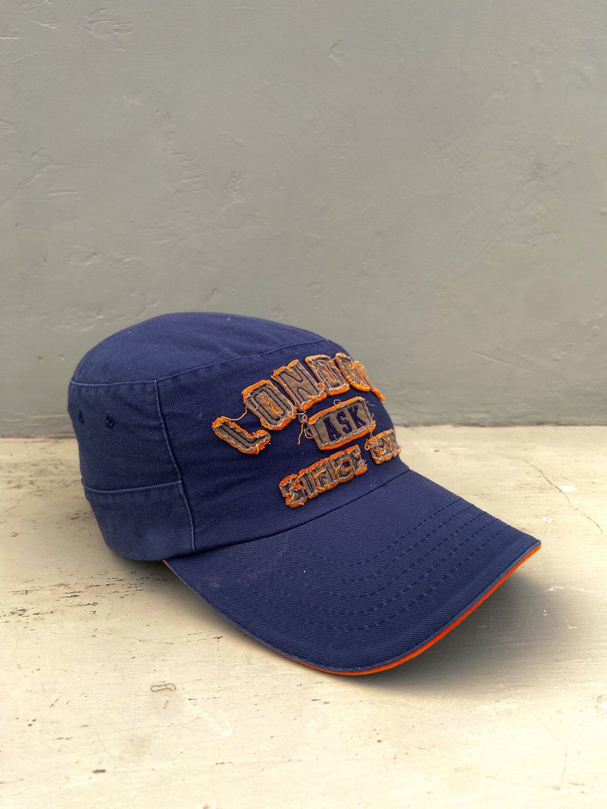 Le Grande Bleu (L.G.B.) 2000s ASK london embroidery caps Size ONE SIZE - 6 Thumbnail
