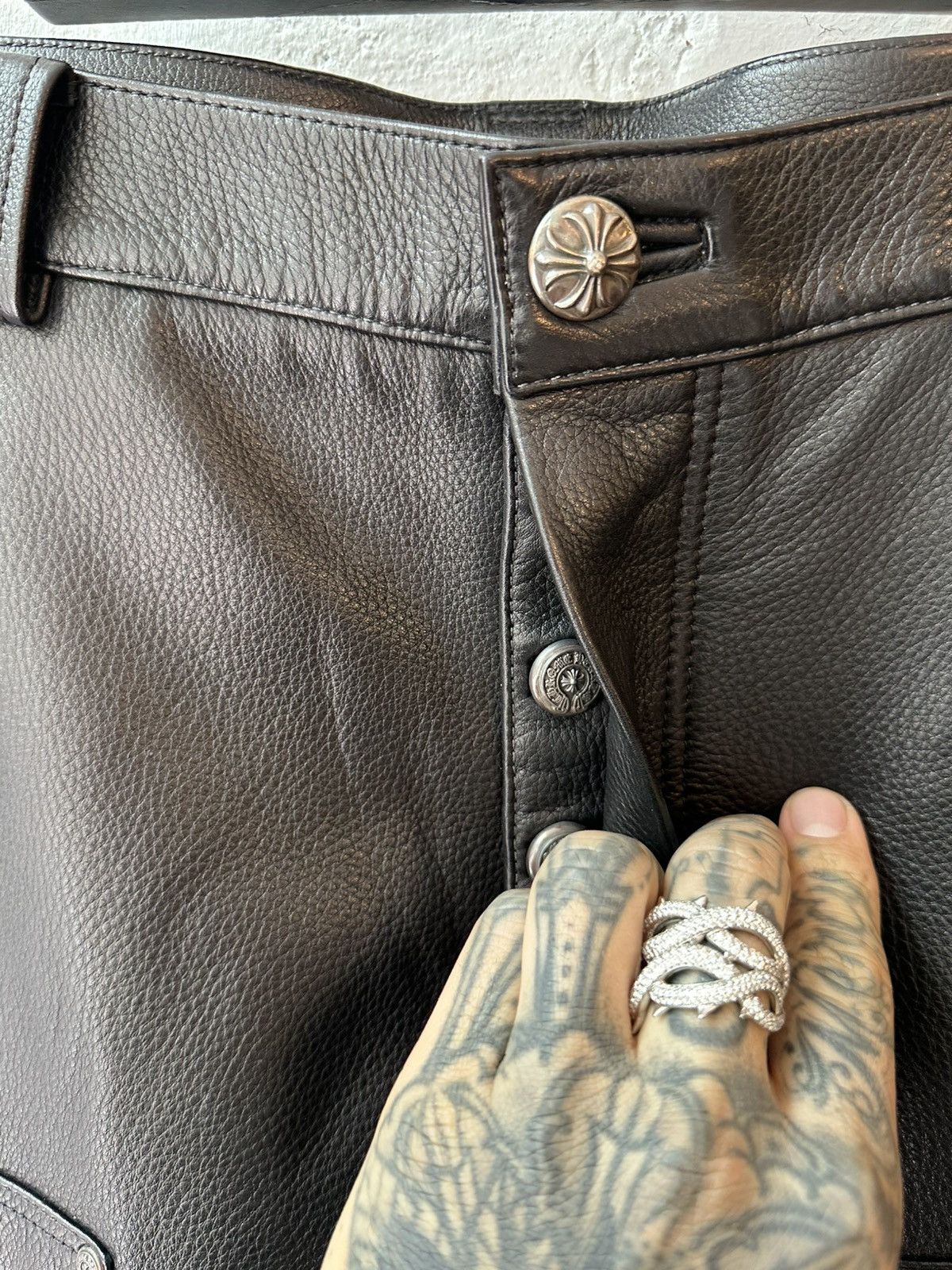 Chrome Hearts Chrome Hearts NEW double knee carpenter jeans leather 32 Size US 32 / EU 48 - 3 Thumbnail