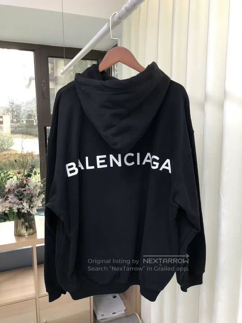 Balenciaga Balenciaga Logo Letter Sweatshirt Size US L / EU 52-54 / 3 - 3 Thumbnail
