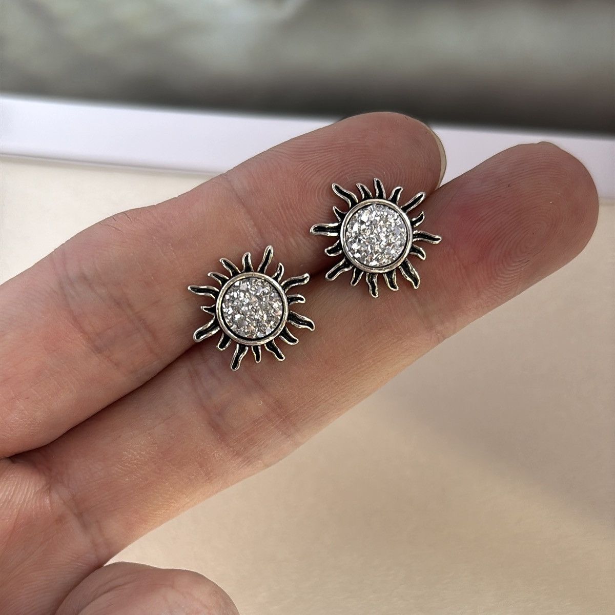 Other Sun Stud Earrings for Men Women Streetwear Punk Hip Hop Size ONE SIZE - 5 Thumbnail