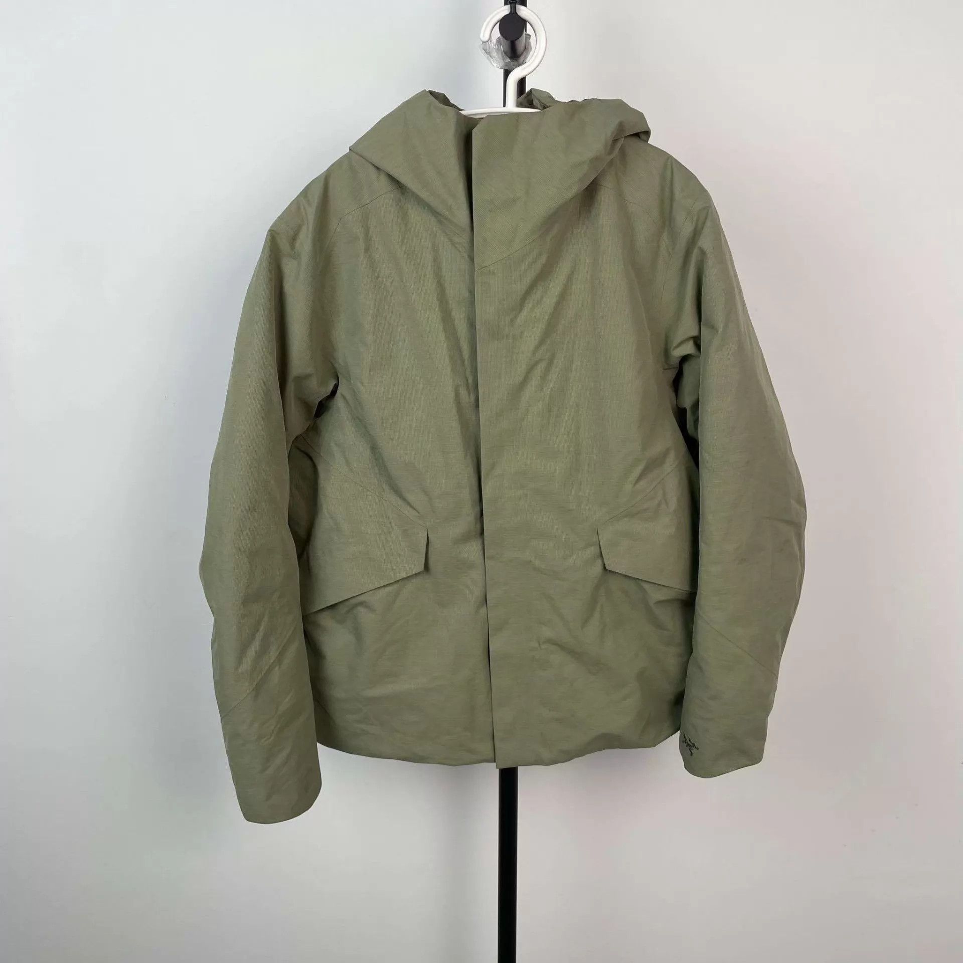 Arc'teryx Arc'teryx Green L down jacket Size L / US 10 / IT 46 - 1 Thumbnail