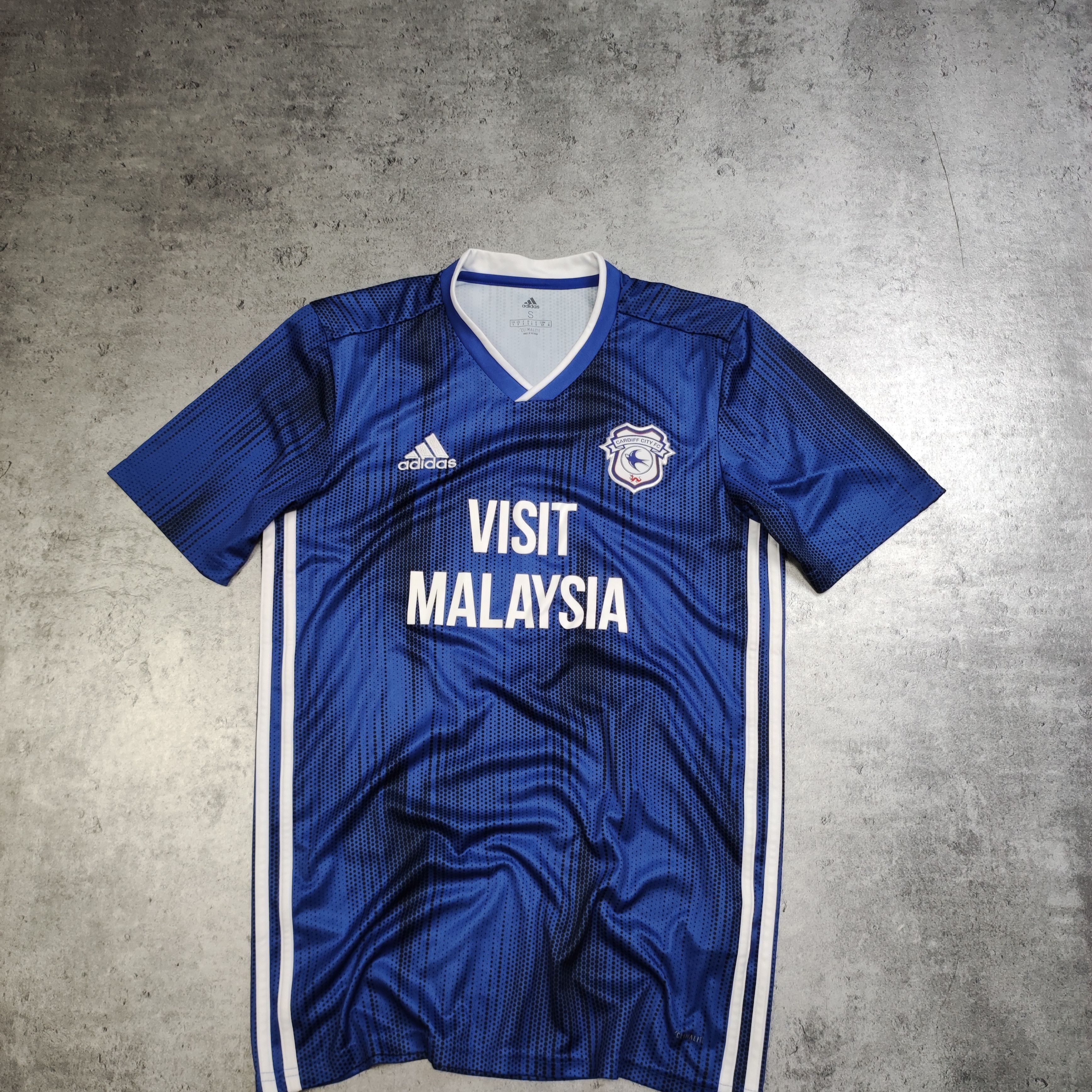 Adidas RARE Adidas x Cardiff City Adidas Premier League Home Jersey Size US S / EU 44-46 / 1 - 2 Thumbnail
