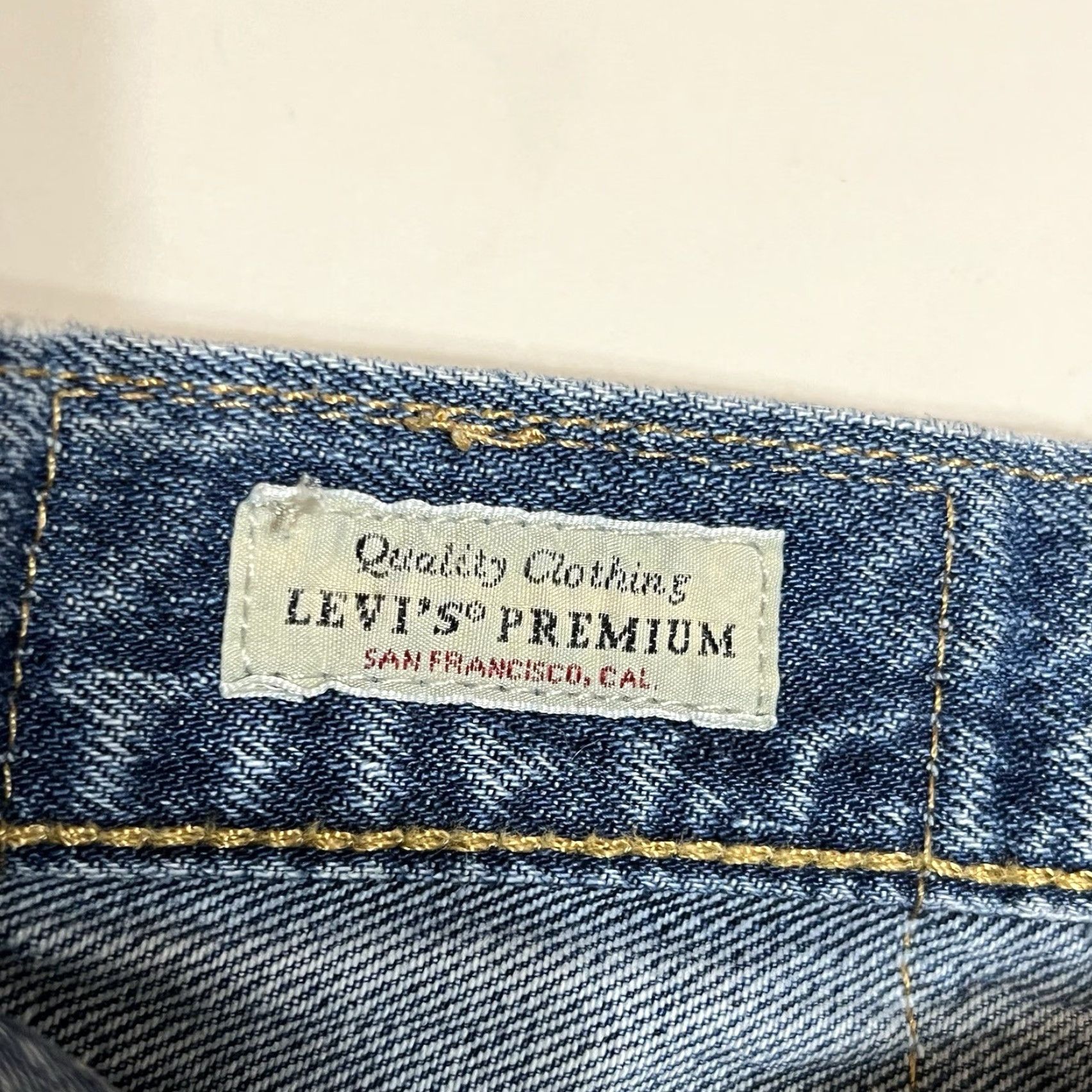 Levi's VINTAGE Levis 501 Jeans Denim Button-Fly 38x34 38x36 Measure Stained Blue Regular Mens Jeans Size US 38 / EU 54 - 7 Thumbnail