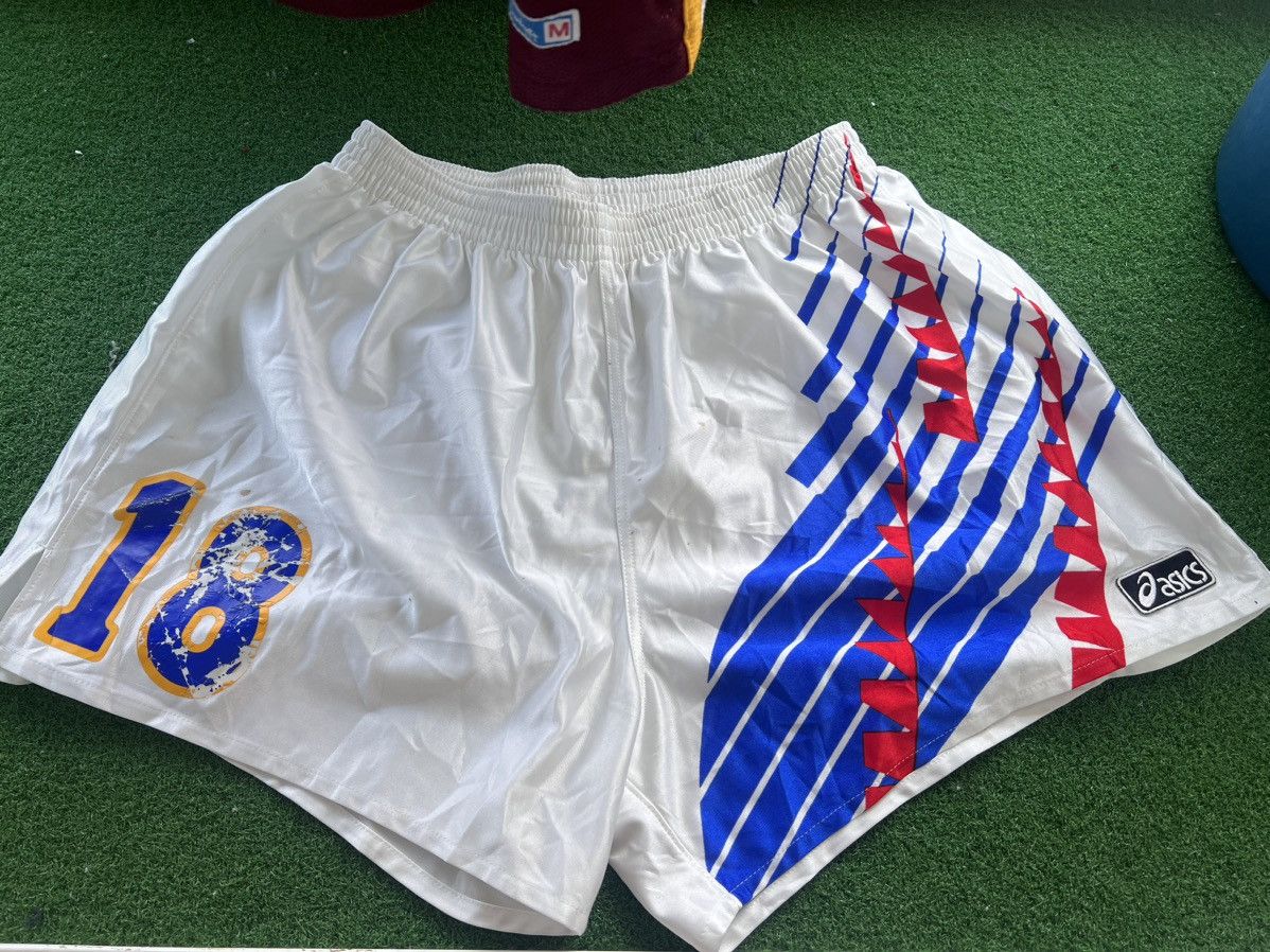 image of Soccer Jersey x Vintage Short Japan Asic in White, Men's (Size 32)
