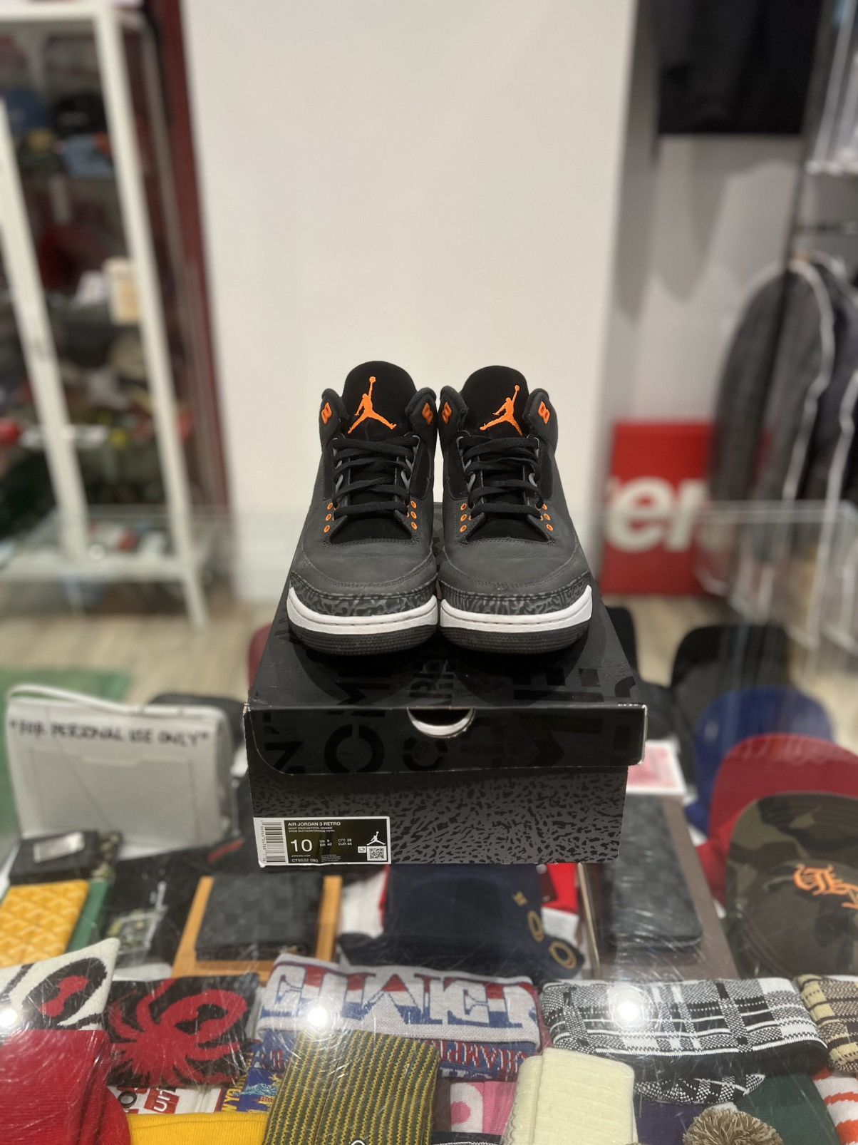 Jordan Brand Jordan 3 Fear Pack (2023) Size: 10 Size US 10 / EU 43 - 2 Thumbnail
