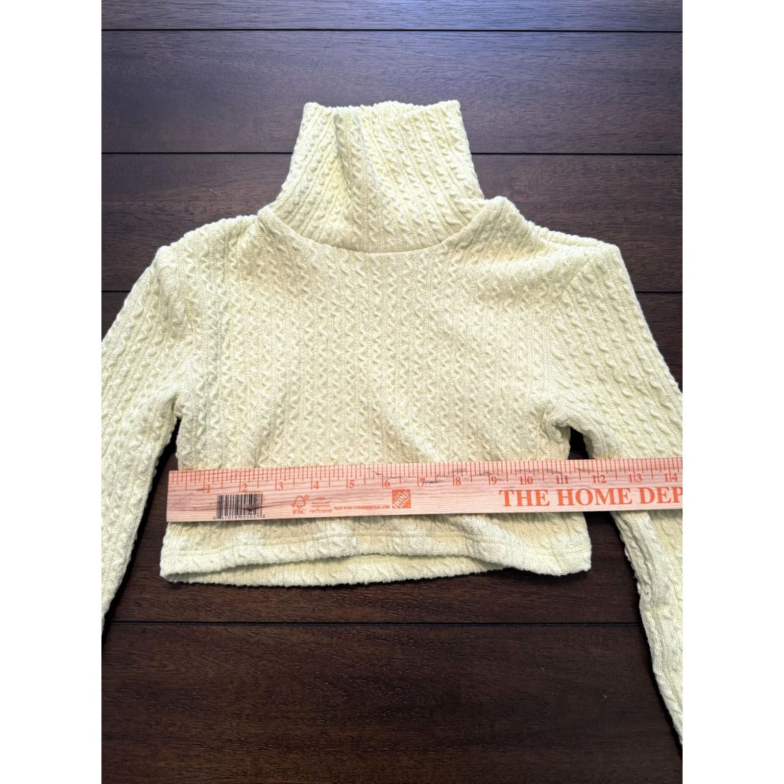 Bershka Bershka Sweater Womens XS Yellow Cropped Turtleneck Cable Knit Long Sleeve Size XS / US 0-2 / IT 36-38 - 3 Thumbnail