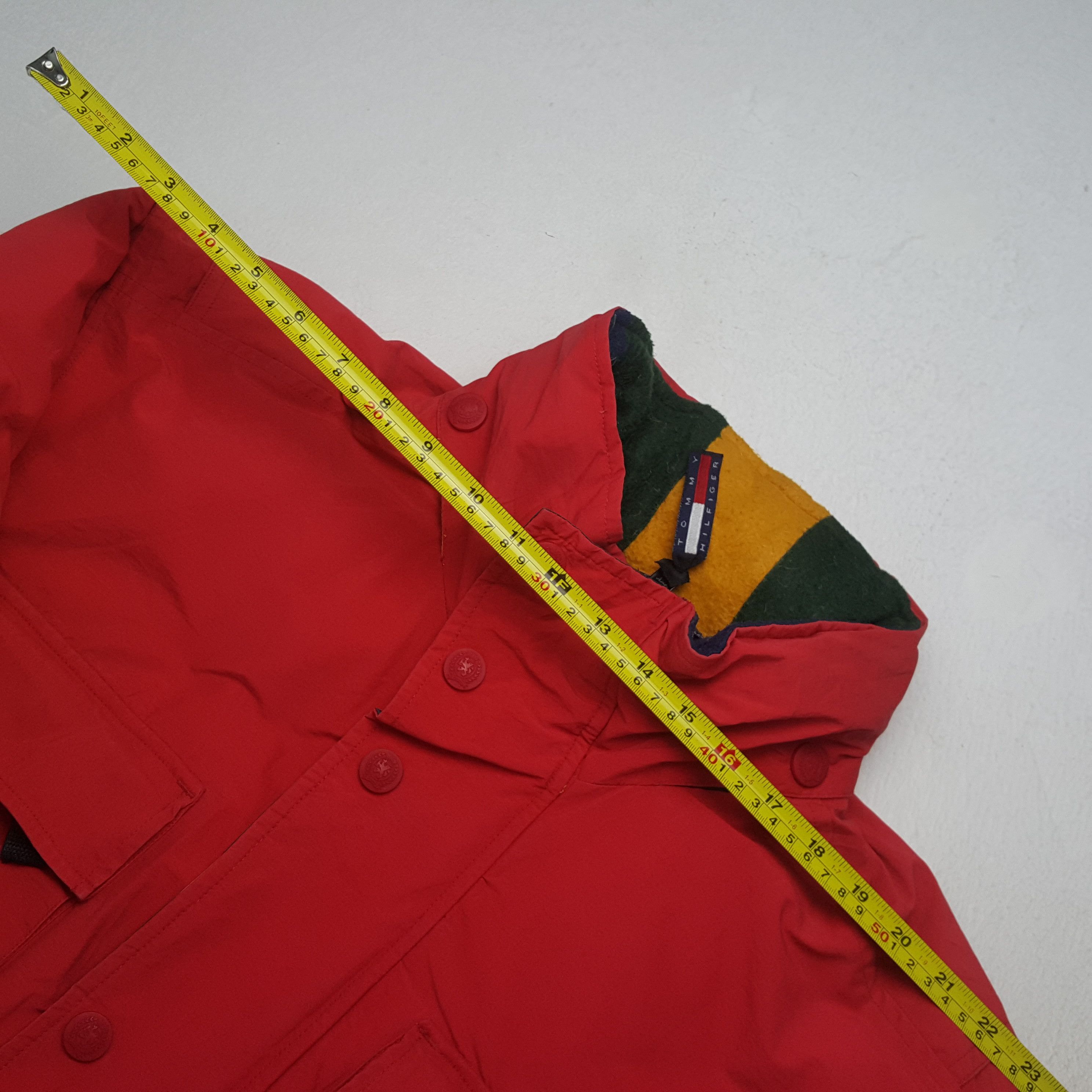 Tommy Hilfiger Vintage Tommy Hilfiger Streetwear Puffer Jacket RR18 Size US XL / EU 56 / 4 - 4 Thumbnail