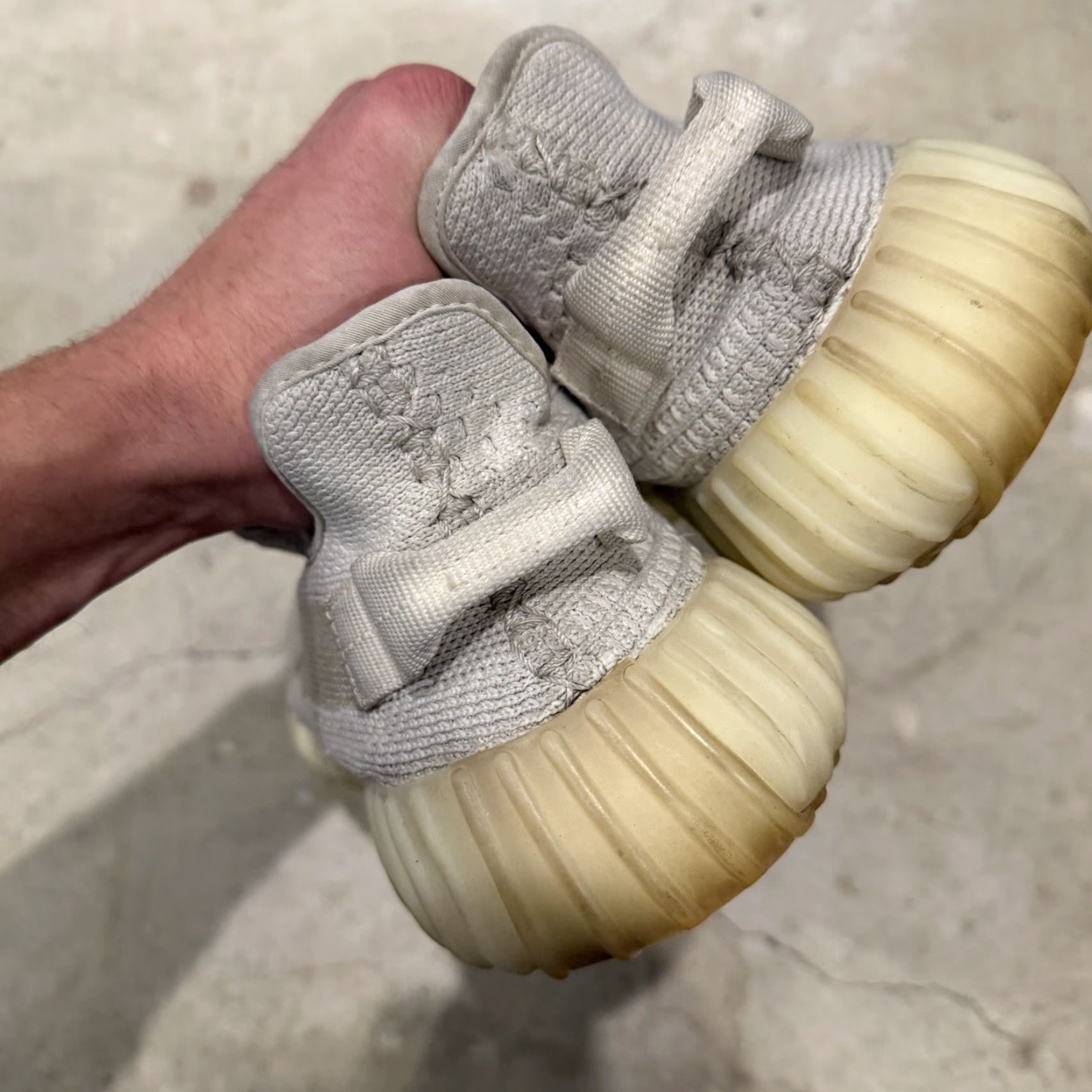 Adidas **Adidas Yeezy Boost 350 V2 White 9.5 Men's Shoe** User: **Adidas Yeezy Boost 350 V2 White 9.5 Men's** Size US 9 / EU 42 - 6 Thumbnail