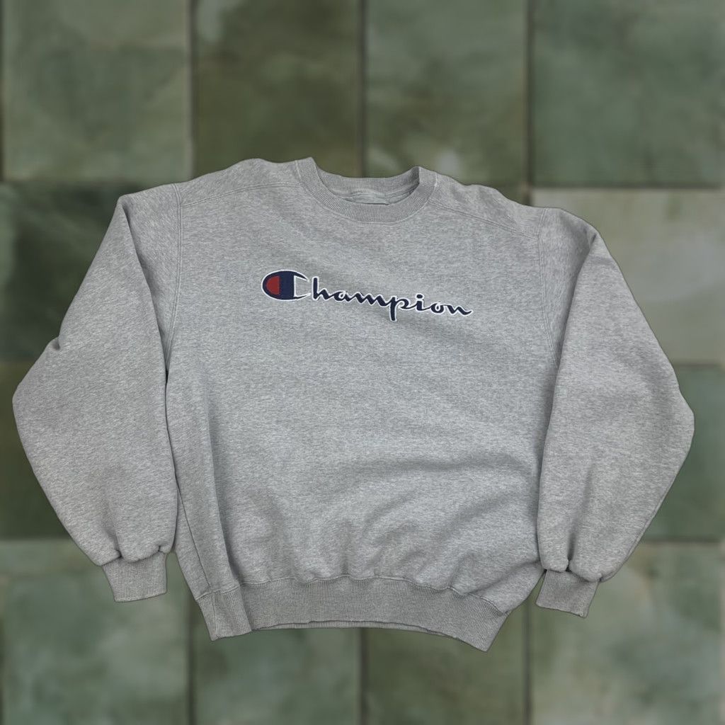 Champion VINTAGE Champion Sweatshirt Adult Medium Gray Spellout Pullover Crewneck Embroidered Y2K Mens Size US M / EU 48-50 / 2 - 1 Thumbnail