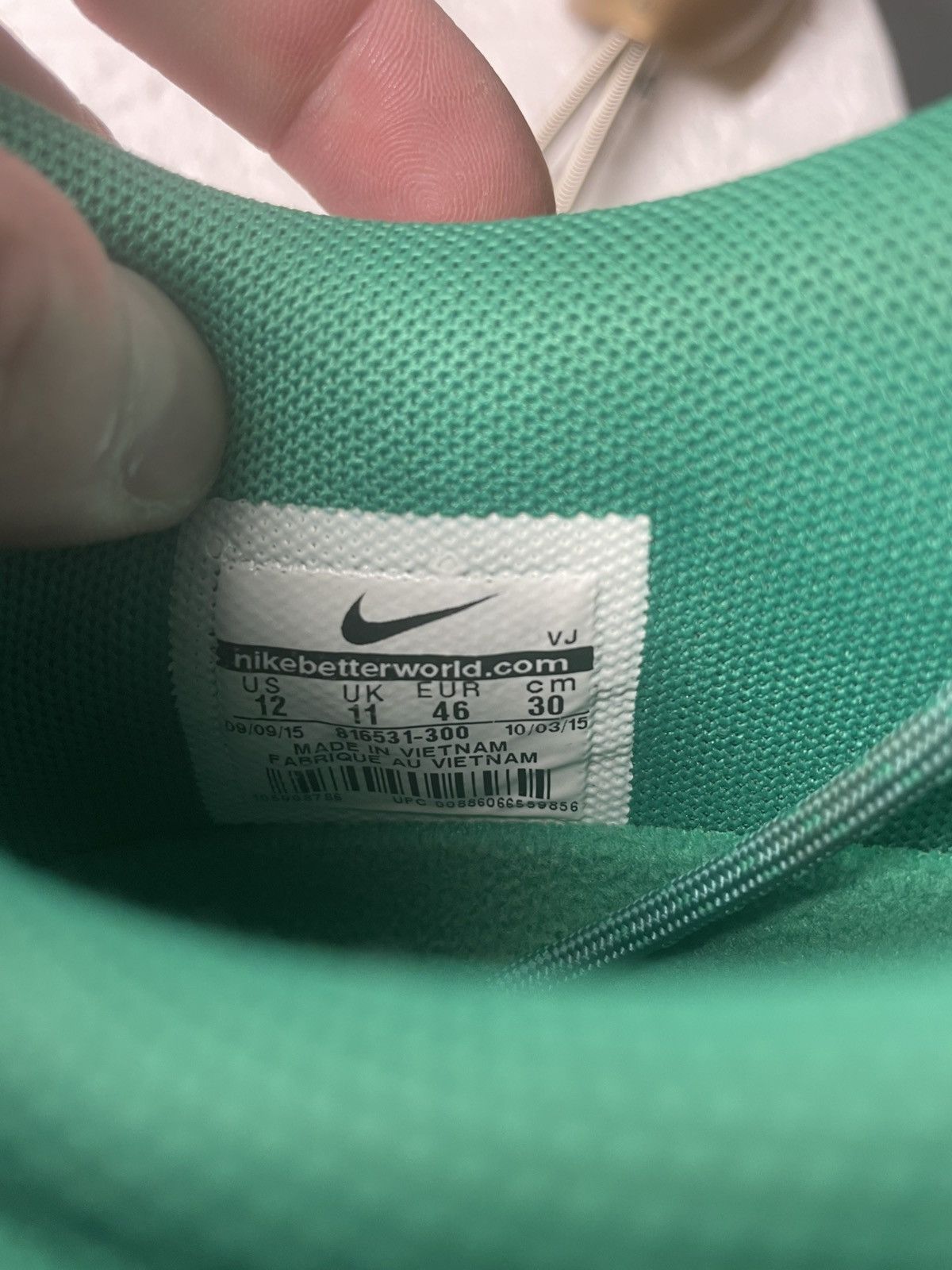 Nike Nike Roshe NM Flyknit SE US12 UK11 EUR46 CM30 Size US 12 / EU 45 - 7 Thumbnail