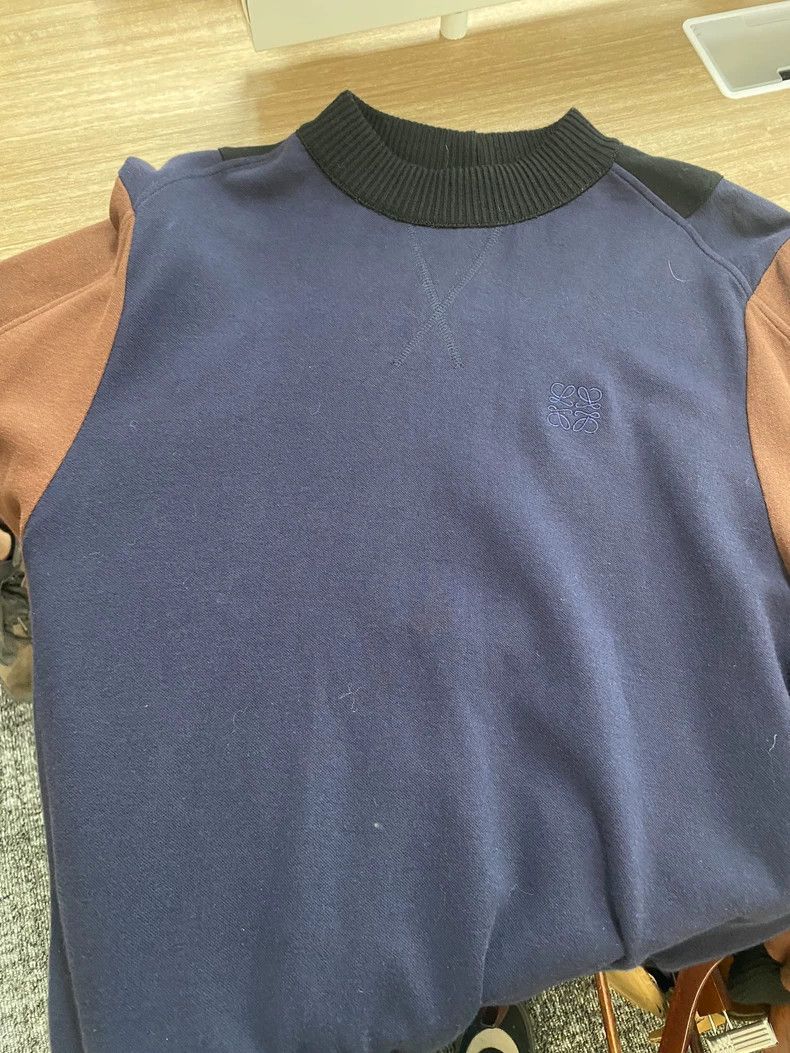 Loewe LOEWE Long Sleeve Sweatshirt Size L / US 10 / IT 46 - 1 Thumbnail