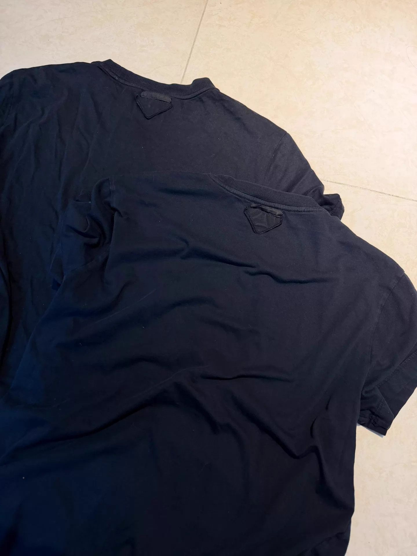Prada Prada Triangle Logo Black Short Sleeve Tee M 9/10 Size M / US 6-8 / IT 42-44 - 1 Thumbnail