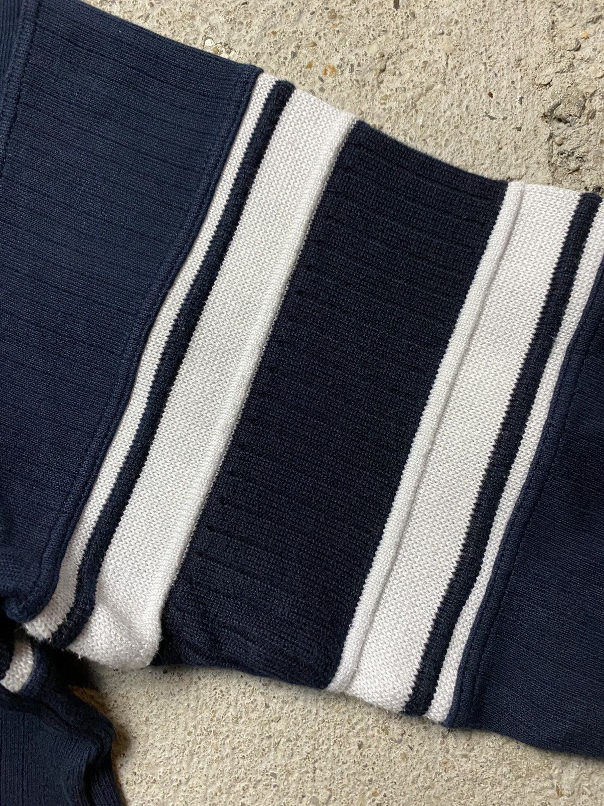 Carlo Colucci Carlo colluci knitwear sweater navy scandinavia czech Size US L / EU 52-54 / 3 - 12 Thumbnail