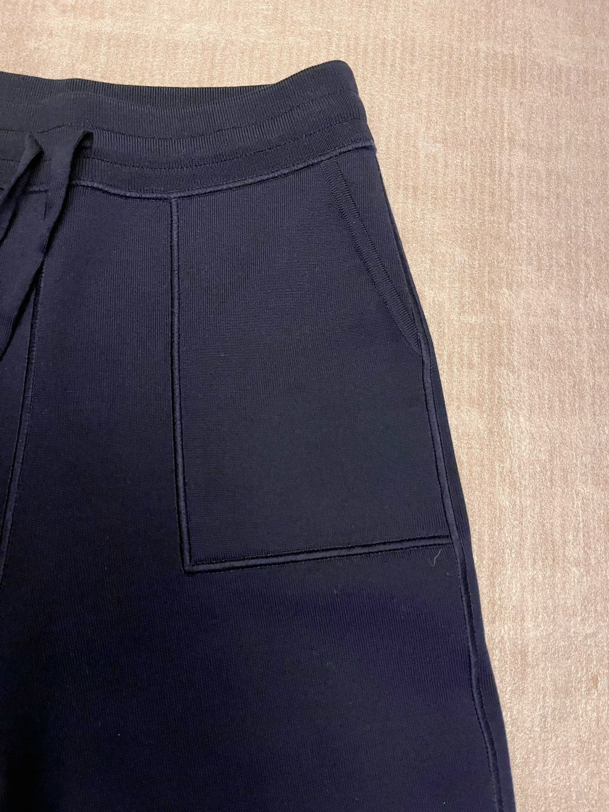 Louis Vuitton Louis Vuitton luxurious reversible trousers Size US 32 / EU 48 - 9 Thumbnail