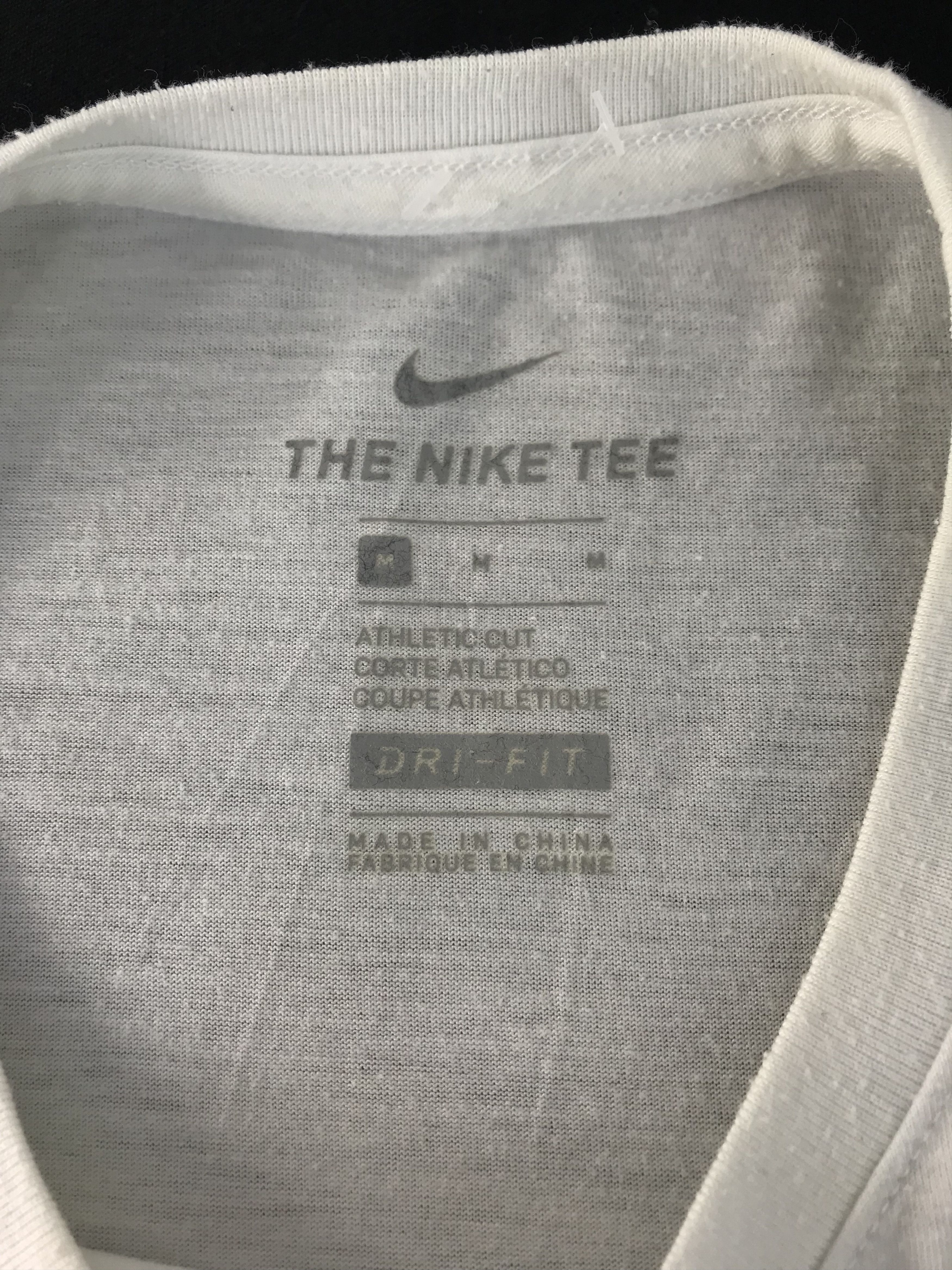 Nike Nike Swoosh Big Logo Printed White Tee T-shirt Size US M / EU 48-50 / 2 - 6 Thumbnail