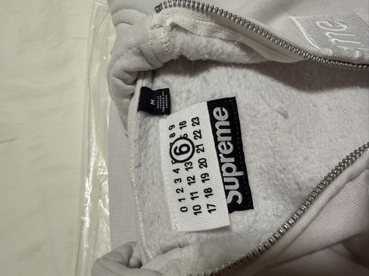 Maison Margiela × Supreme Supreme Maison Margiela MM6 Box Logo Zip Up WHITE M Size US M / EU 48-50 / 2 - 8 Thumbnail