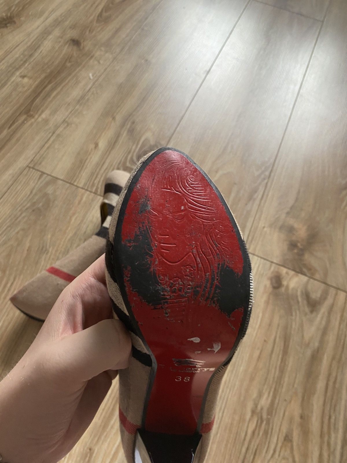 Burberry Vintage burberry heels Size US 7 / IT 37 - 9 Thumbnail