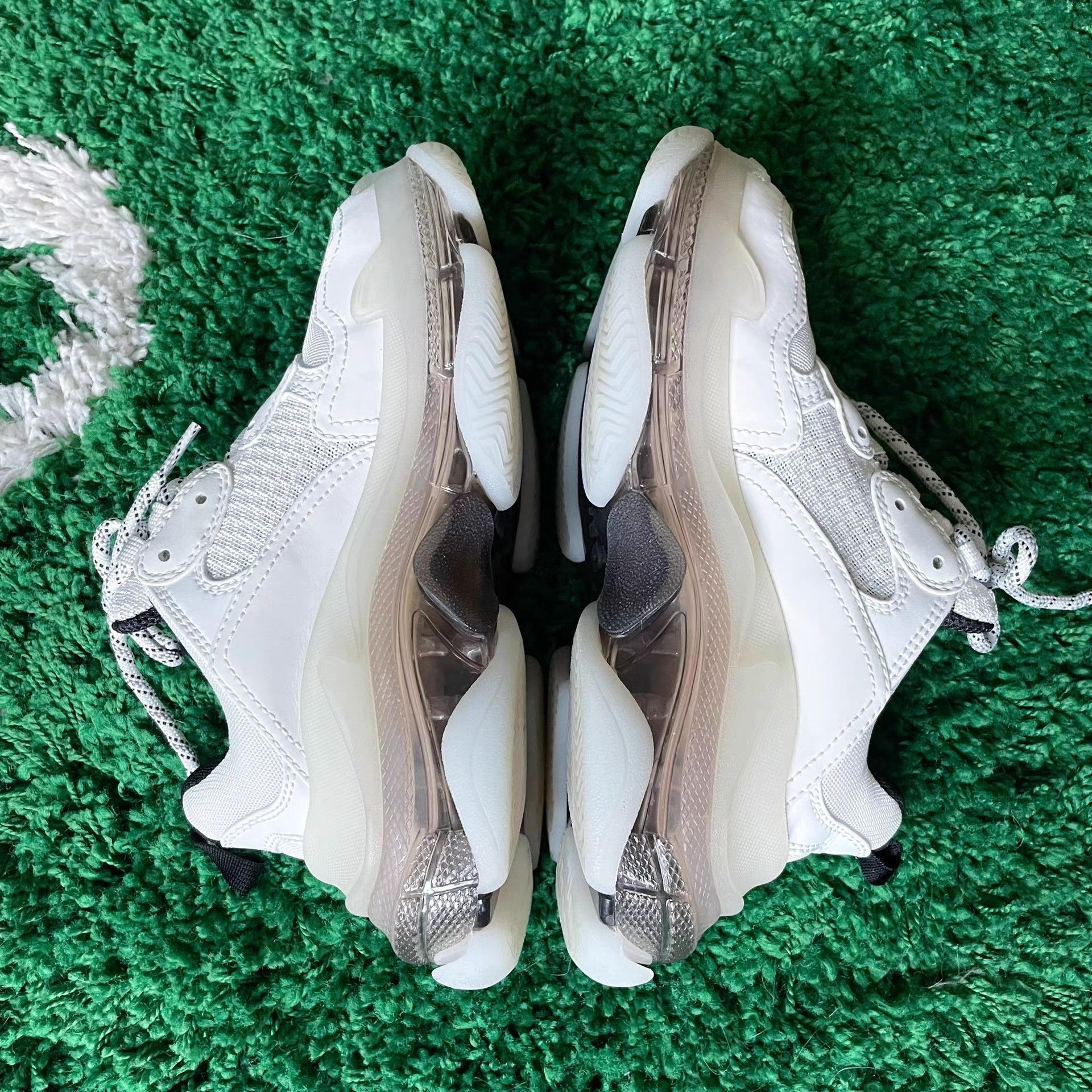 Balenciaga Balenciaga Triple S White Black Sneakers Size US 6 / IT 36 - 6 Thumbnail
