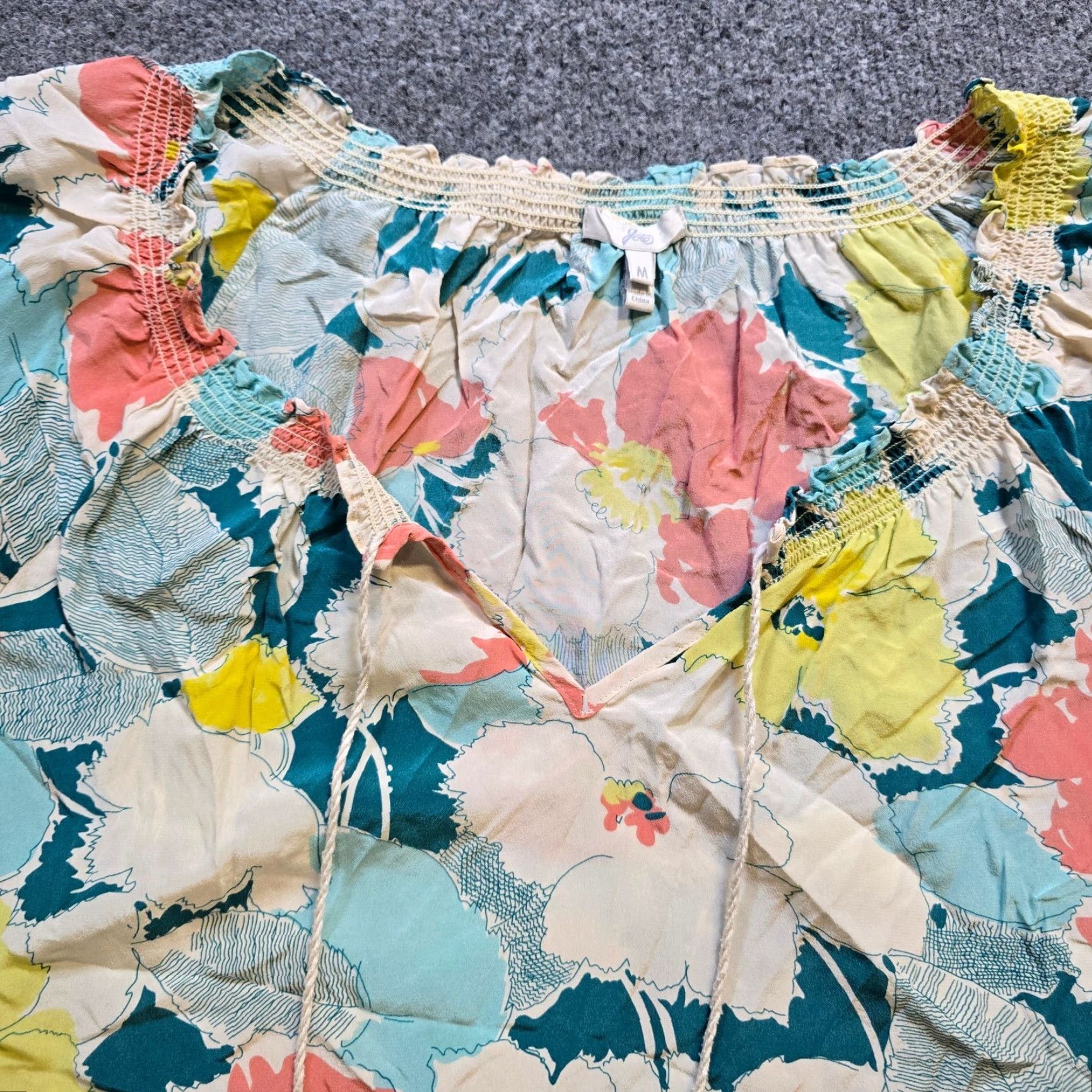 Joie Joie Top Shirt Womens Medium Green Pink Silk Floral Short Sleeve Career Size M / US 6-8 / IT 42-44 - 2 Thumbnail