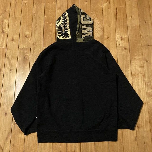 Bape × Swarovski BAPE CAMO Swarovski Shark Full Zip Hoodie a bathing ape Size US XL / EU 56 / 4 - 6 Thumbnail
