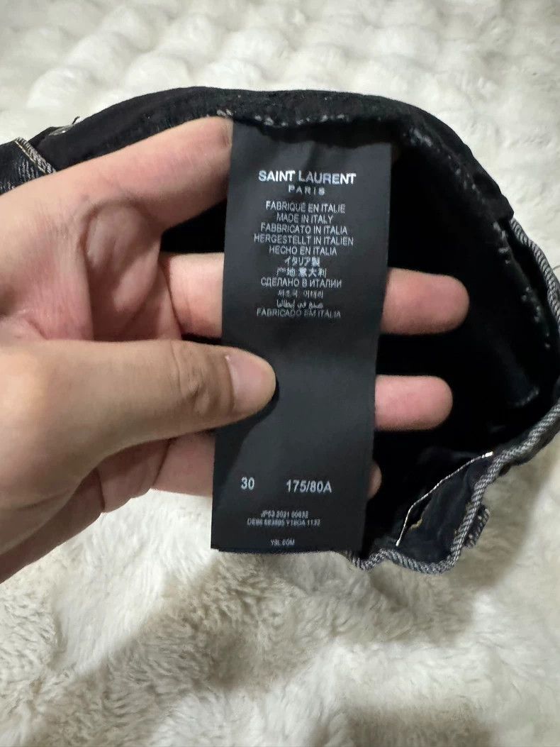 Saint Laurent Paris Saint Laurent Paris Destroy Fringed Denim Shorts Size US 30 / EU 46 - 3 Thumbnail
