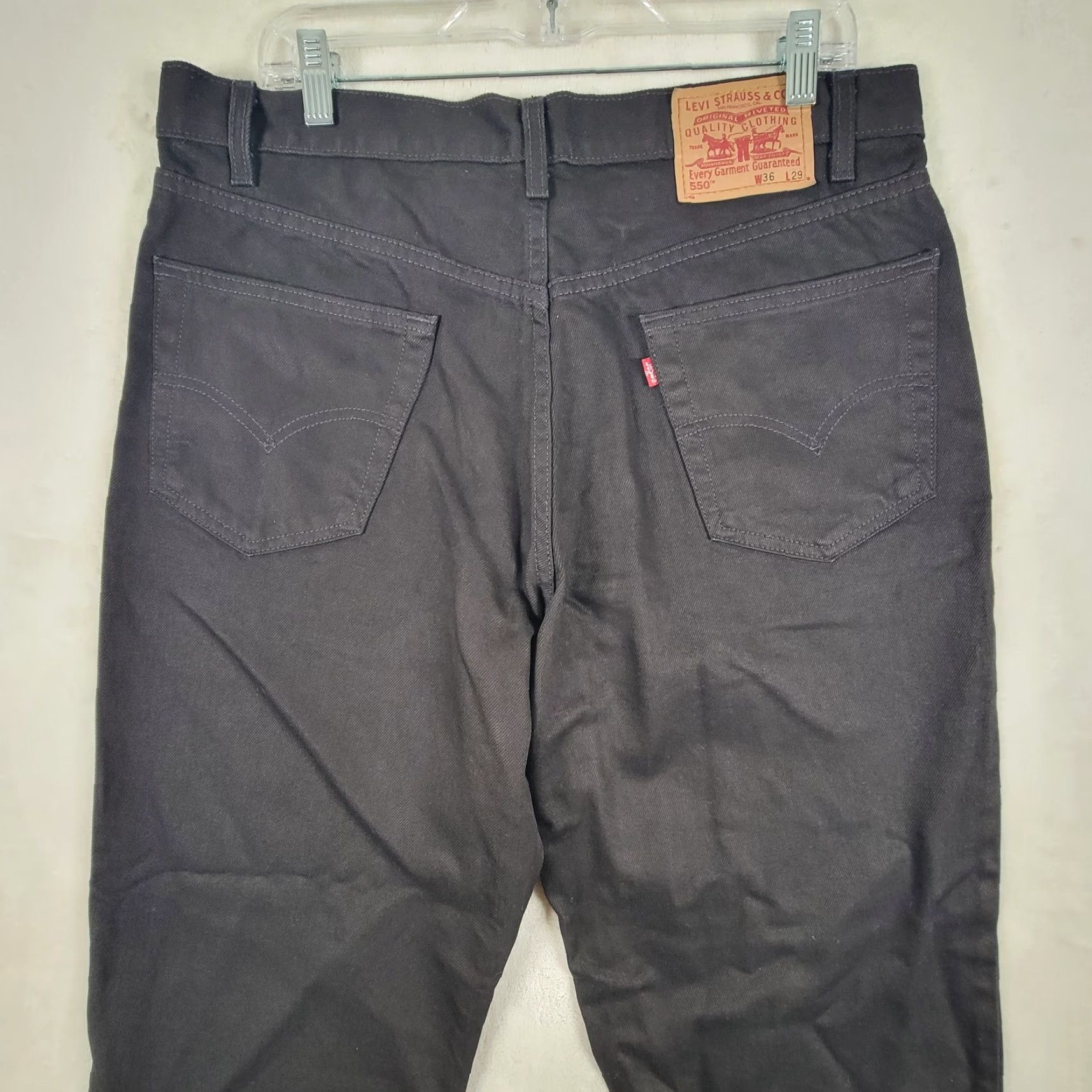 Levi's VINTAGE Levis 550 Jeans Mens 36X29 Black Denim Relaxed Fit Grunge Rocker Skater Size US 36 / EU 52 - 4 Thumbnail