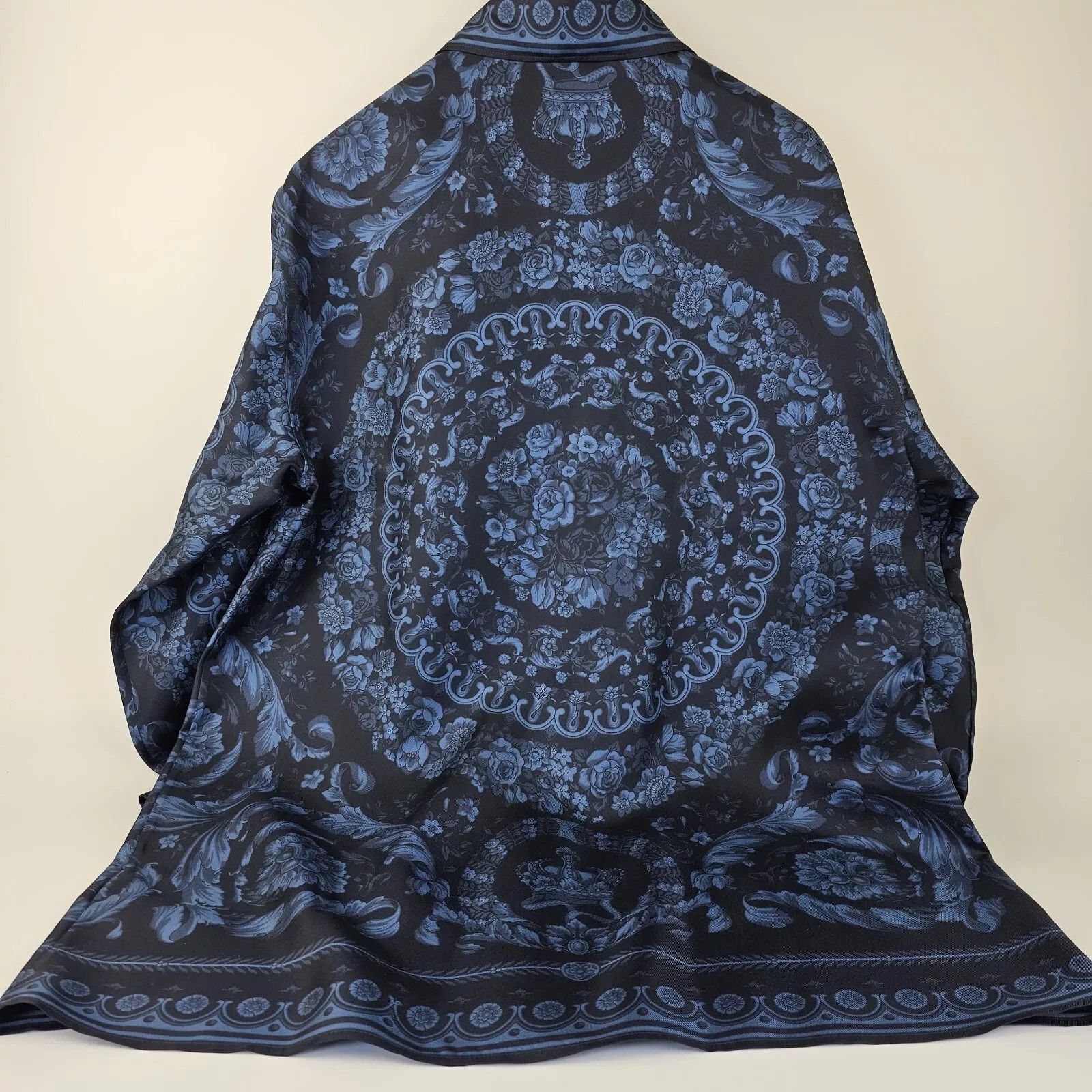 Versace Versace Barocco Navy/Blue Silk Shirt New IT54 Size US L / EU 52-54 / 3 - 2 Thumbnail