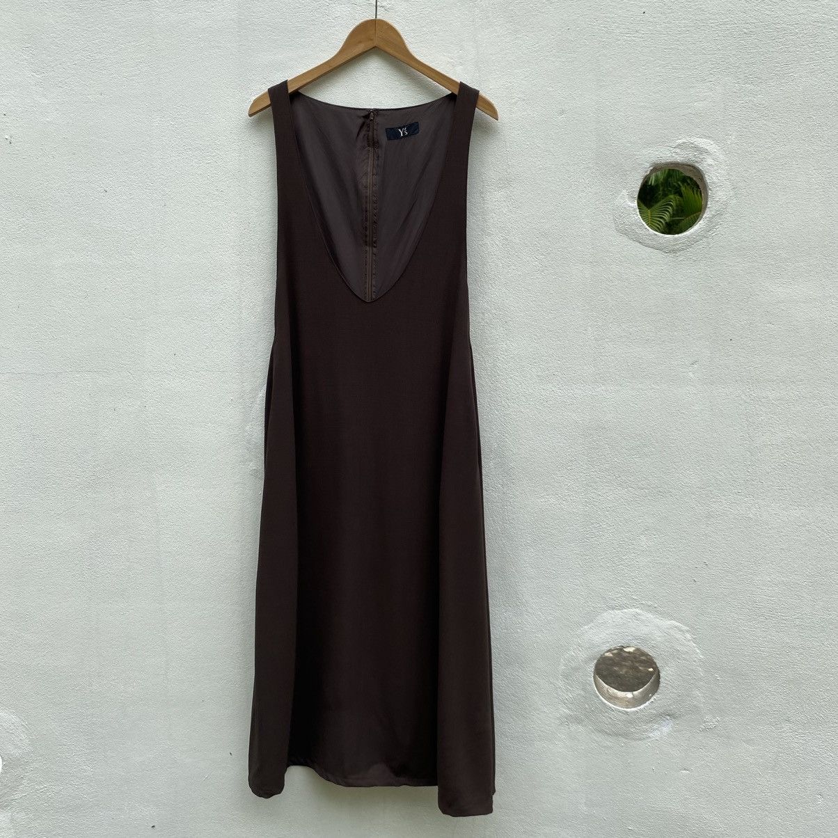 Y's Y’s Brown Deep V-Neck Sleeveless Midi Dress Size M / US 6-8 / IT 42-44 - 1 Thumbnail