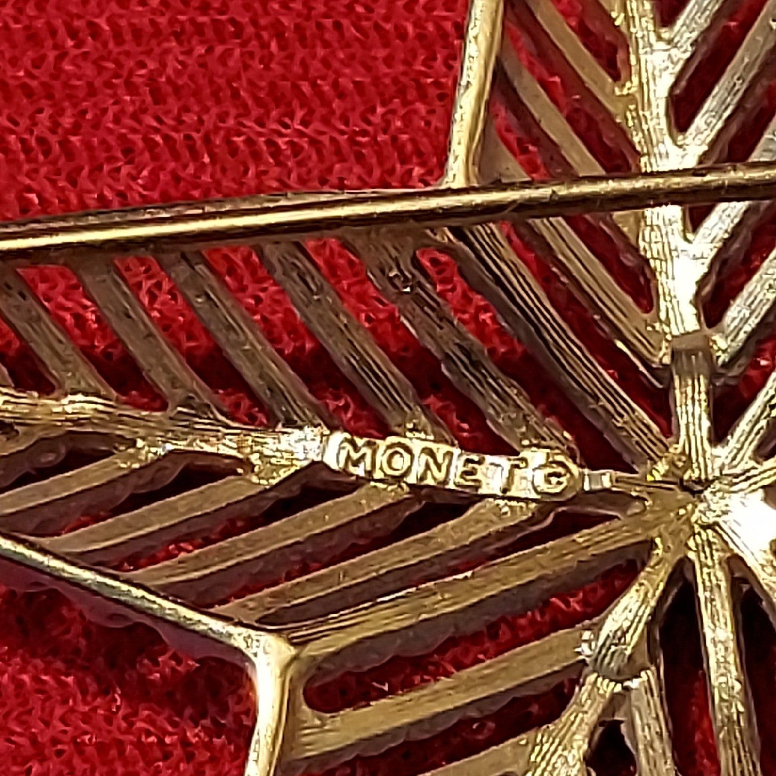 Monet Vintage Monet White Enamel Detailed Starfish Brooch Pin Size ONE SIZE - 3 Thumbnail