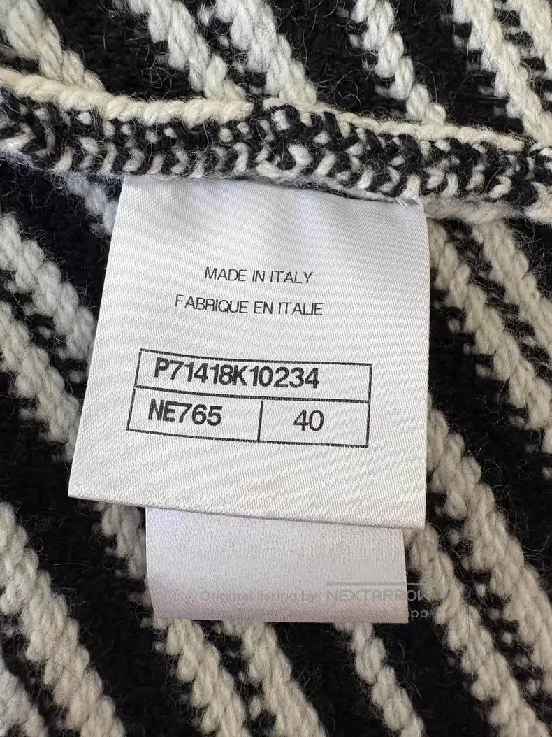 Chanel Chanel 21B black and white V-neck twill four-pocket vest Size S / US 4 / IT 40 - 7 Thumbnail
