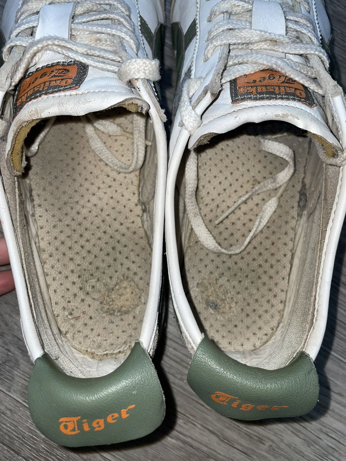 Asics Vintage Asics Onitsuka Tiger Low-top Sneakers Rare Size US 11 / EU 44 - 20 Thumbnail