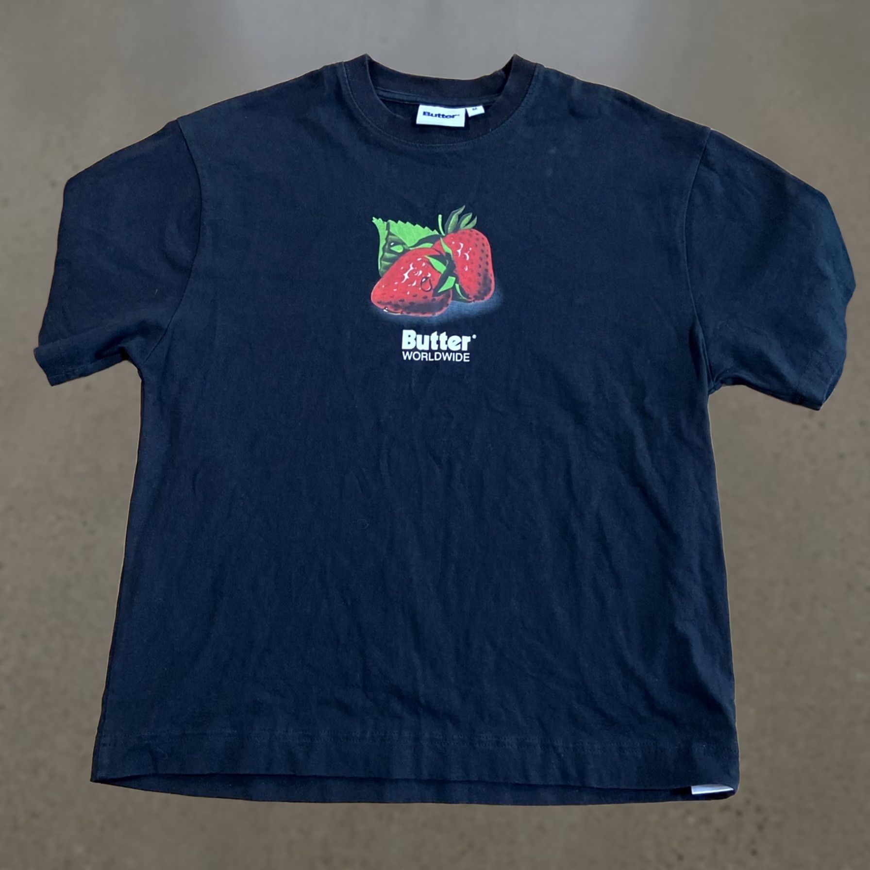 Buttero Butter Strawberry Graphic T-shirt Black M Mens Medium Size US M / EU 48-50 / 2 - 1 Thumbnail
