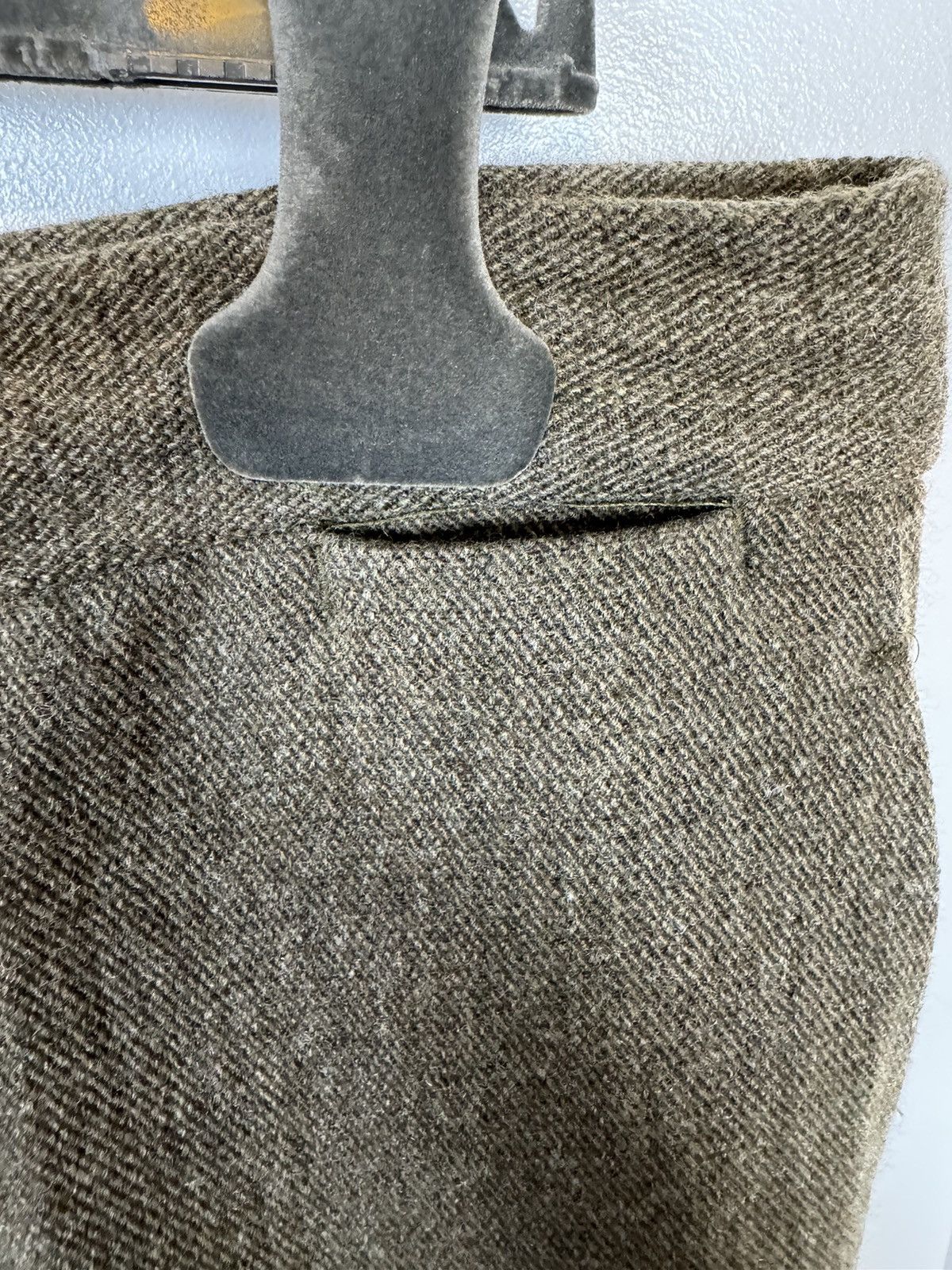 Haider Ackermann Haider Ackermann tweed olive green trousers sz 54 Size US 38 / EU 54 - 3 Thumbnail