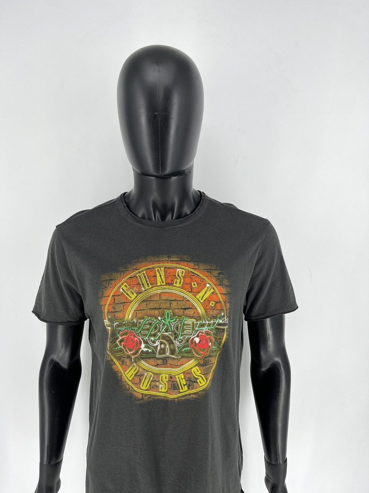 Band Tees Vintage Guns N’ Roses 🌹 Big Logo Double Sided T-Shirt Size US L / EU 52-54 / 3 - 7 Thumbnail