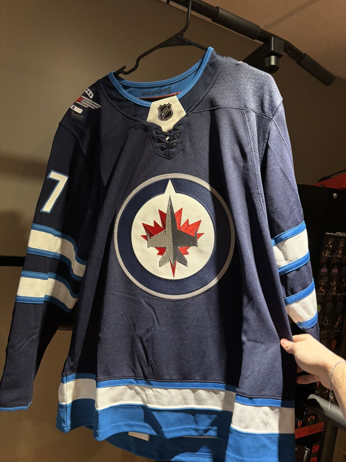 Adidas Adidas Connor Hellebuyck signed jersey with COA Size US L / EU 52-54 / 3 - 4 Thumbnail