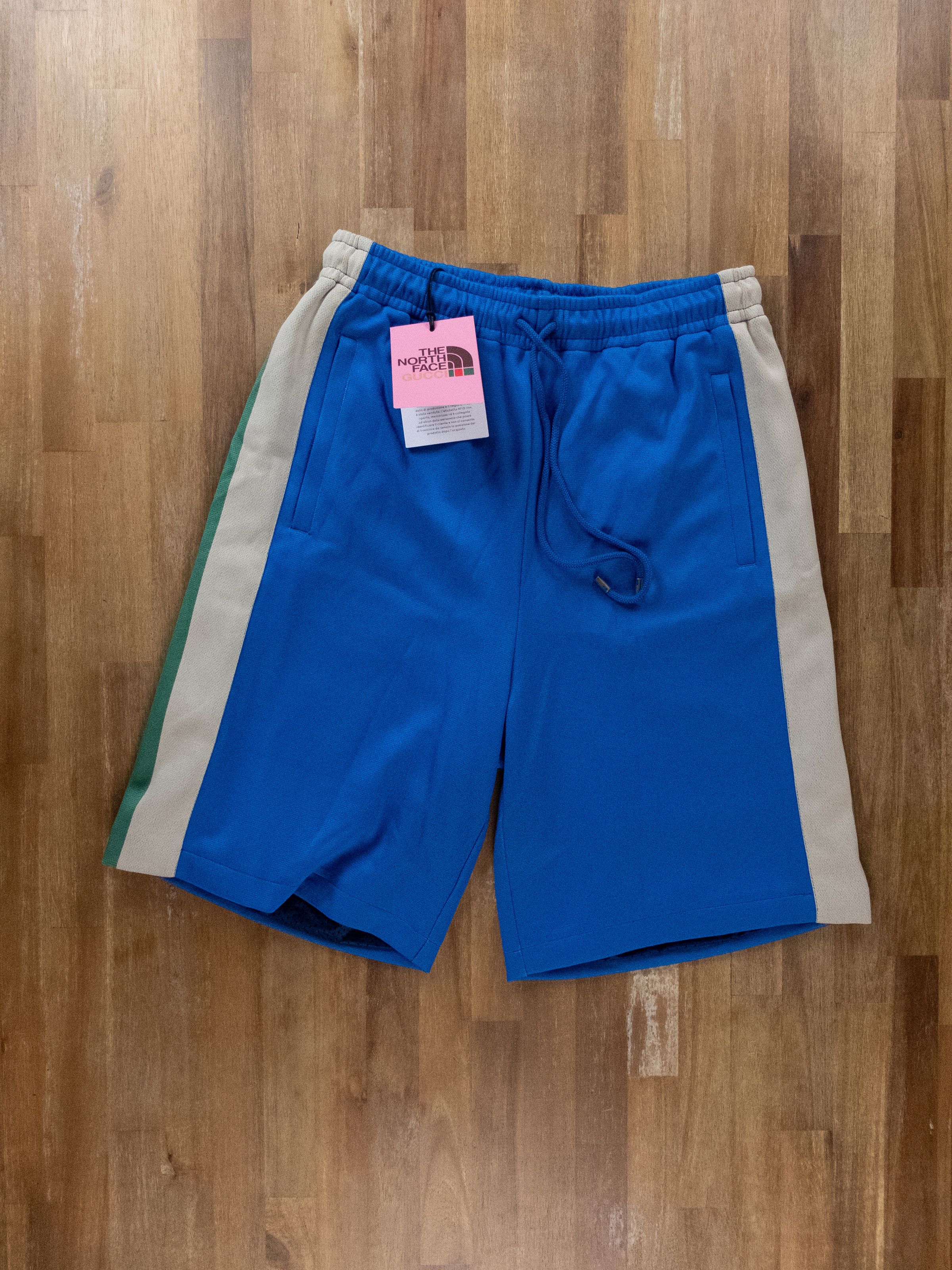 Gucci × The North Face GUCCI x THE NORTH FACE blue logo print bermuda shorts Medium Size US 32 / EU 48 - 1 Thumbnail
