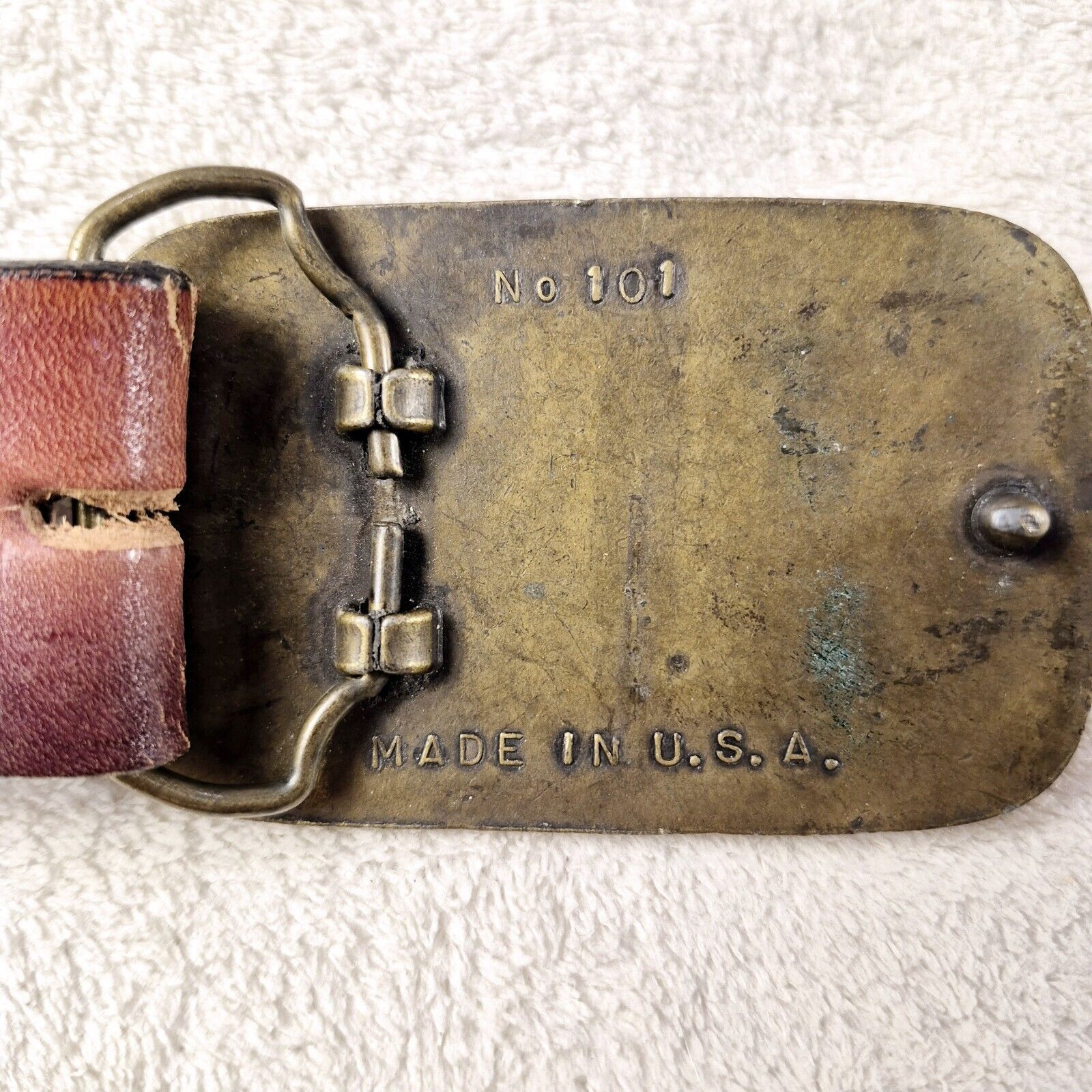 0608WEAR Vintage Buck Deer Belt 44in Buckle Genuine Leather Mountain Size 44 - 2 Thumbnail
