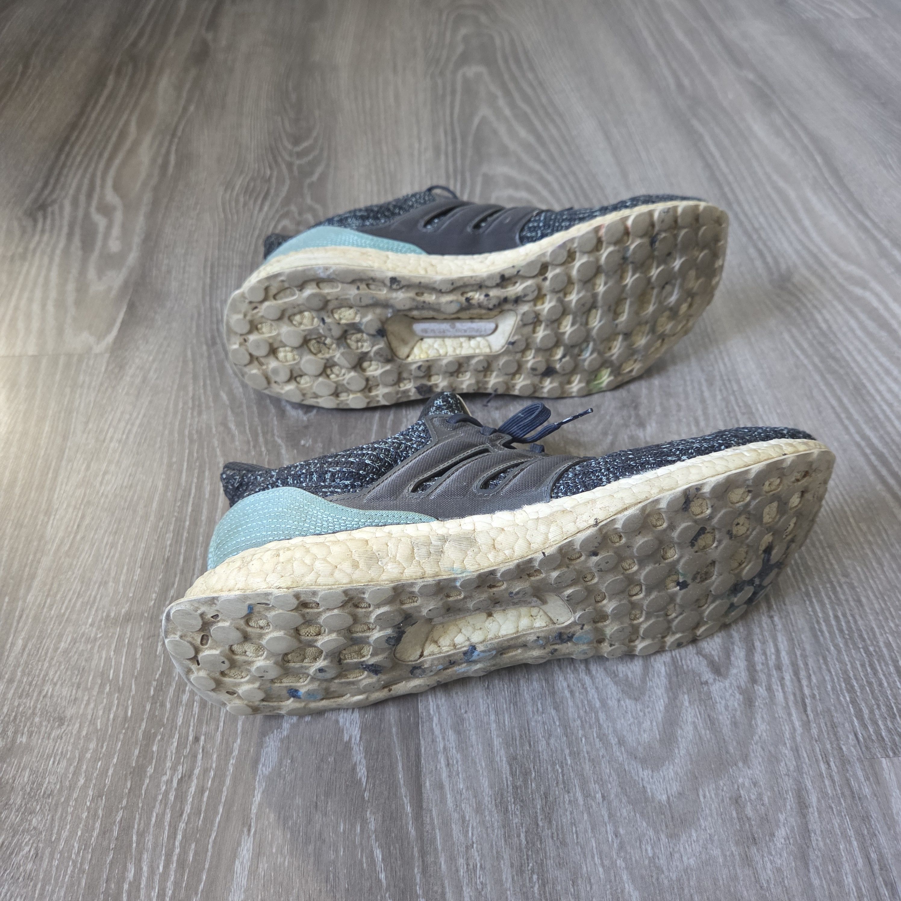 Adidas Adidas Parley Ultraboost Size US 11 / EU 44 - 5 Thumbnail