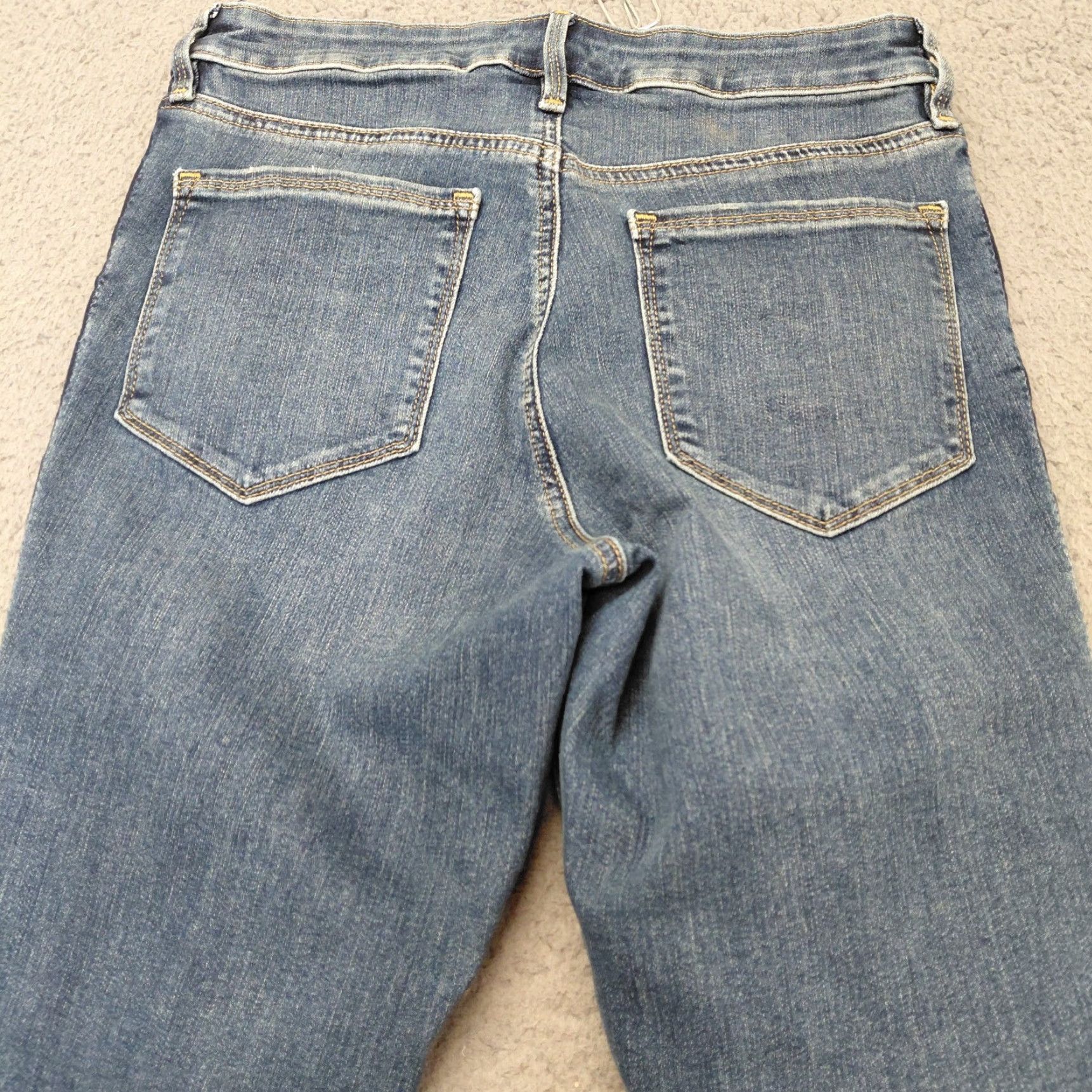 Athleta VINTAGE? No. Just the given: Athleta Jeans Women Size 6 Blue Sculptek Skinny Denim 5 Pocket Great Condition Size 28" / US 6 / IT 42 - 4 Thumbnail